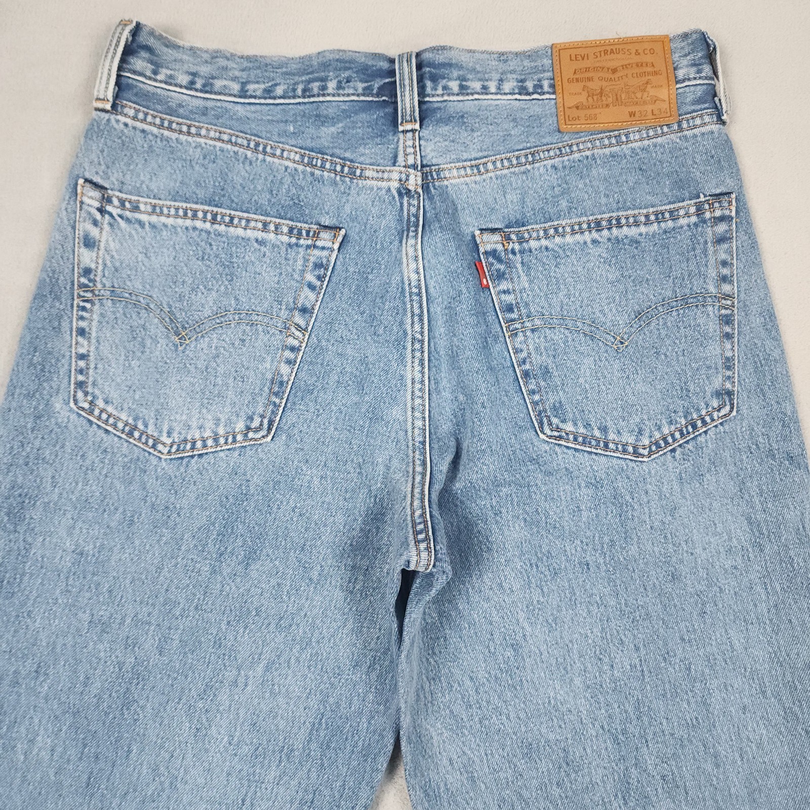Levis 568 Premium Jeans Mens 32×34 Blue Loose Straight Denim Relaxed Fit