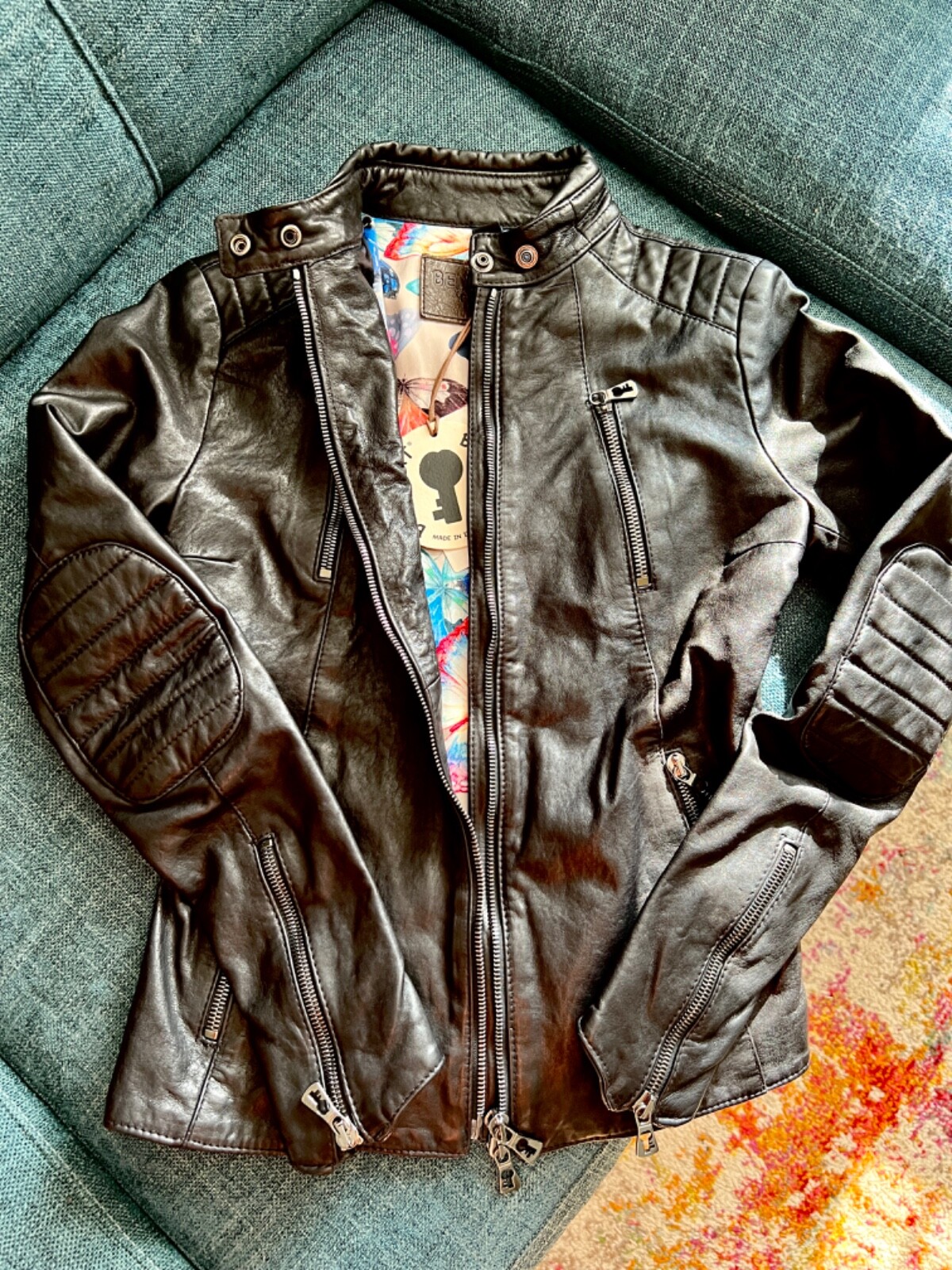 BenHeart Women’s XS Black Leather Jacket