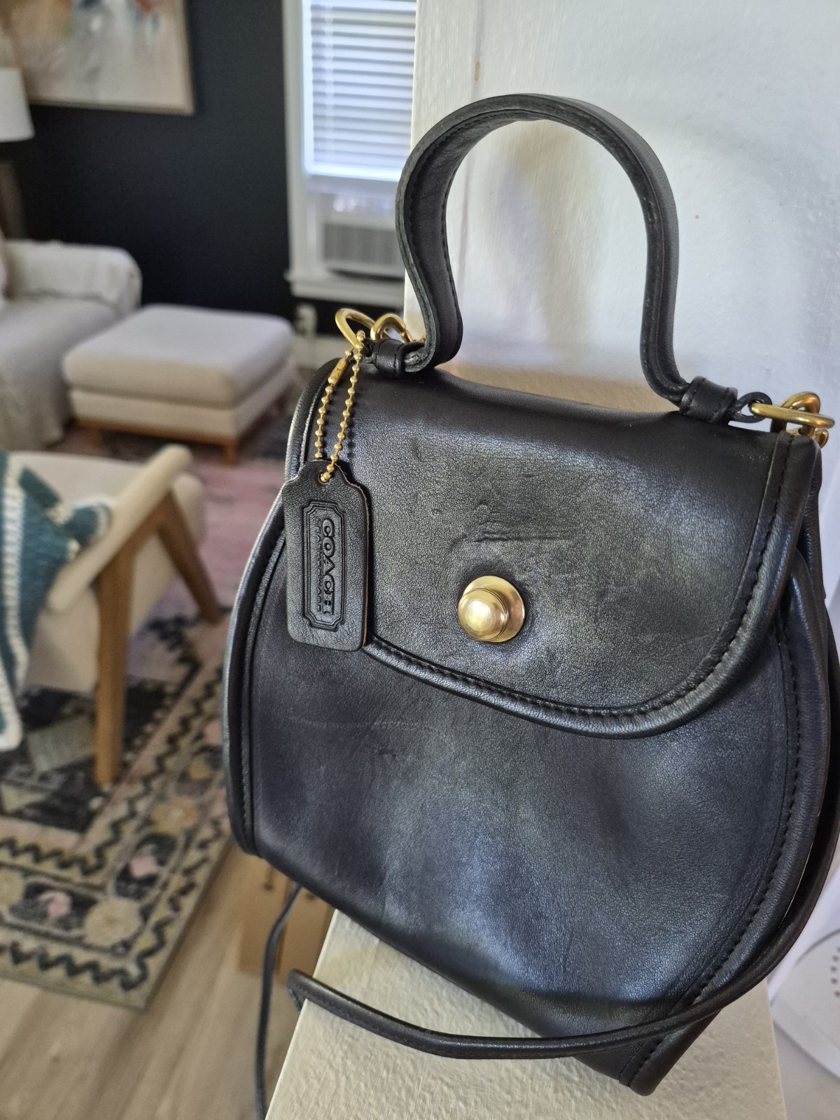 VintageRARE Authenticated Coach DERBY purse Black Turn Lock Crossbody Top Handle