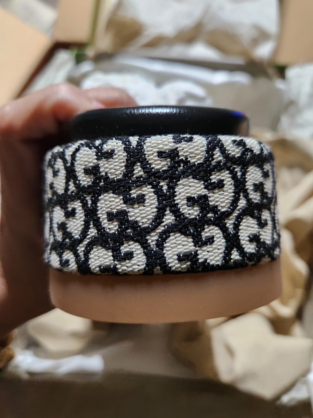 NEW Authentic Gucci Angelina Large Full GG Jacquard SlidesRetail $980