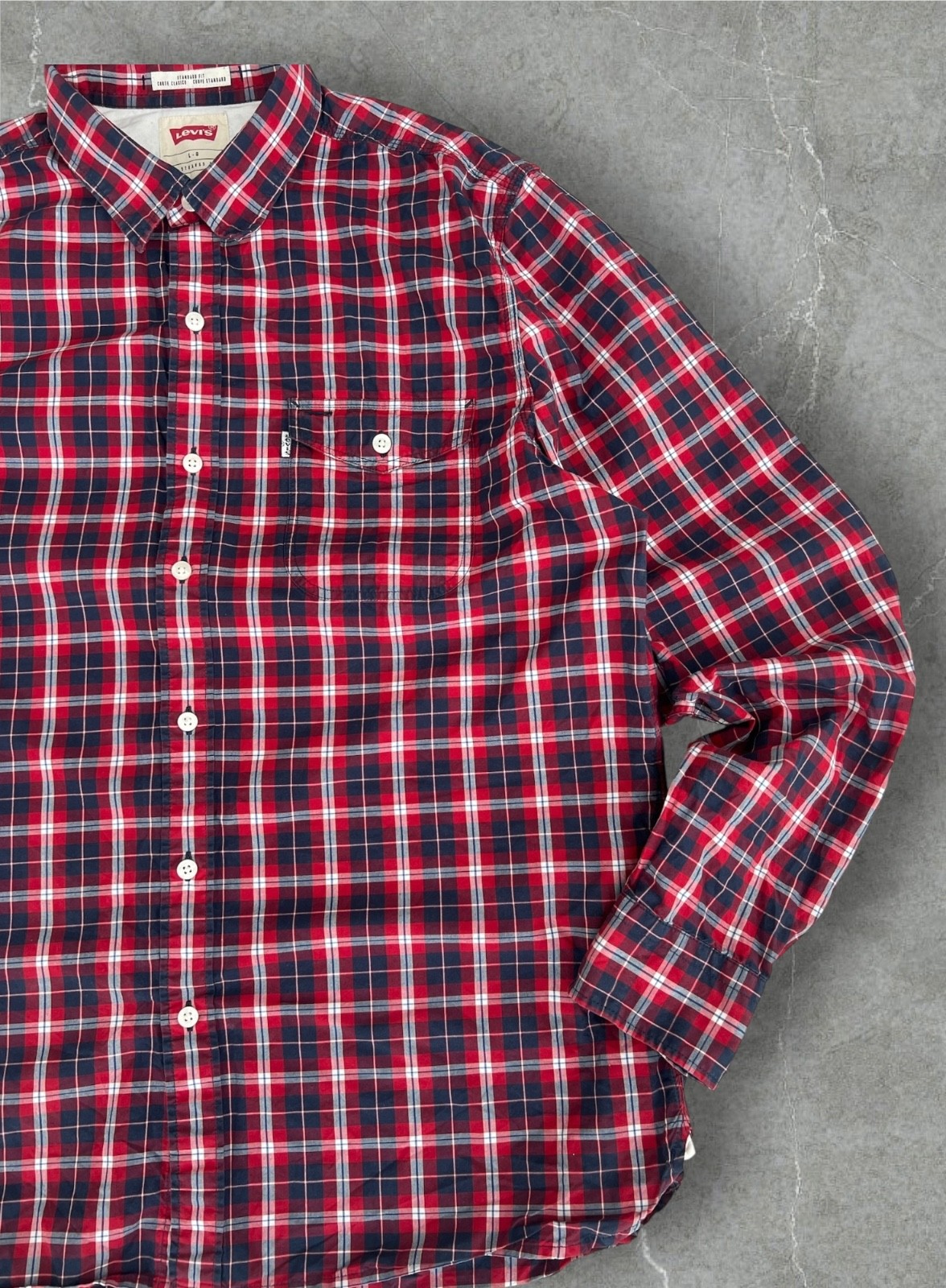 Levi’s Men’s L Red Blue Plaid Button Up Shirt Long Sleeve 100% Cotton