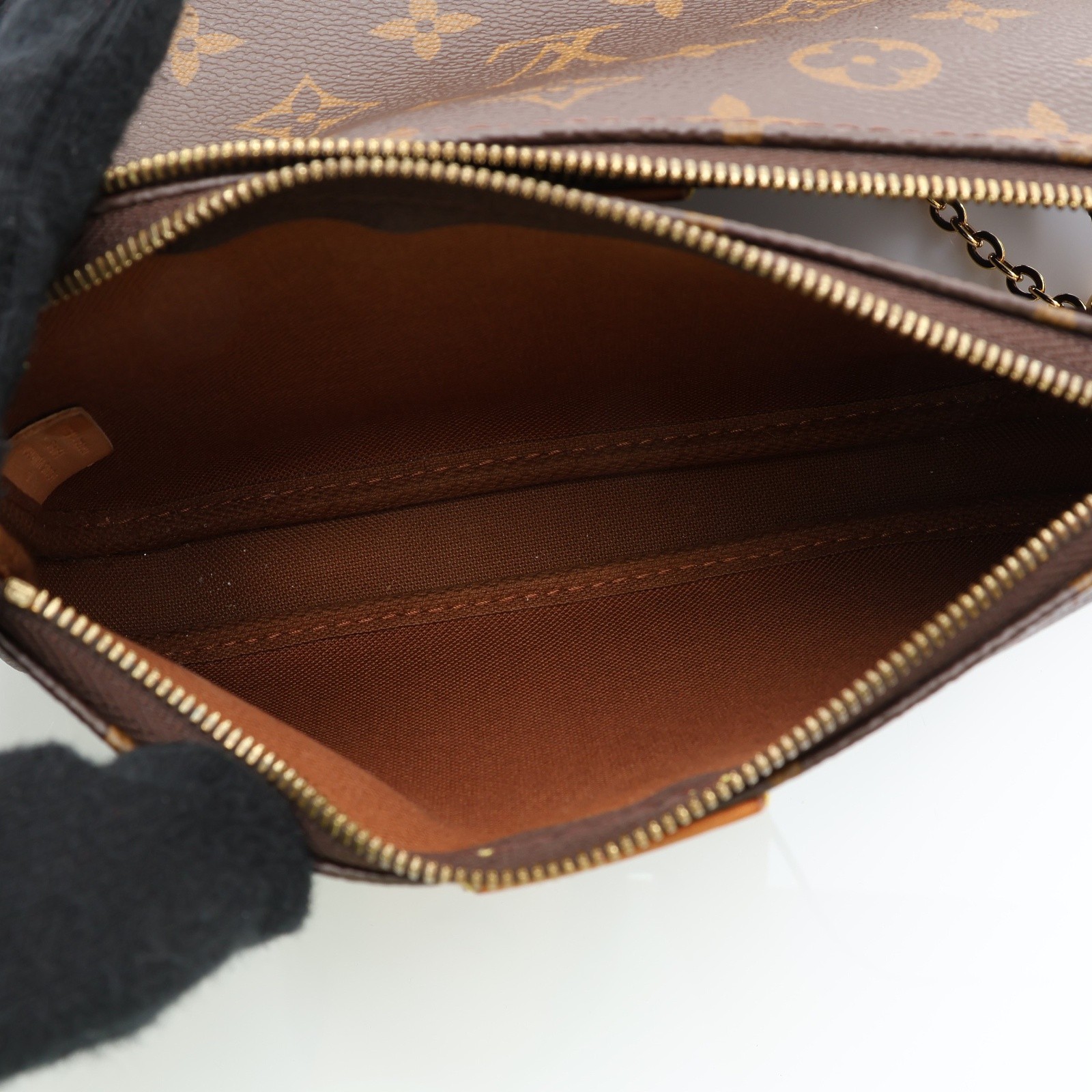 LOUIS VUITTON Multi Pochette Accessoires Shoulder Bag Monogram Canvas Brown