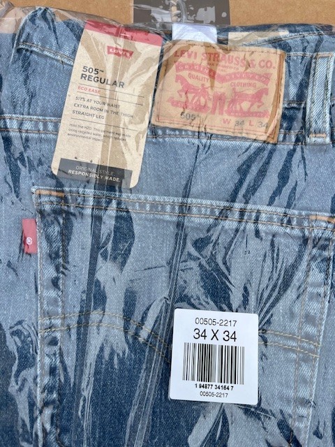Levi’s Men’s 505 Regular Fremont Drop-Shot 34W x 34L. NEW SEALED!!!