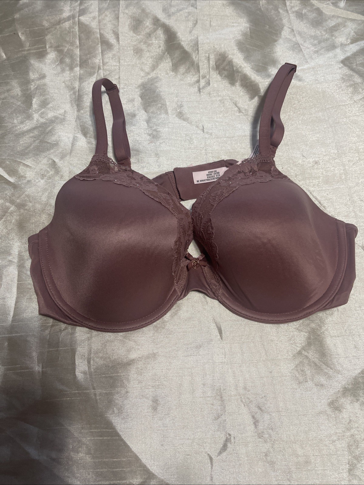 Victoria’s Secret Perfect Coverage Shape Push Up Full Coverage Bra Size 38C