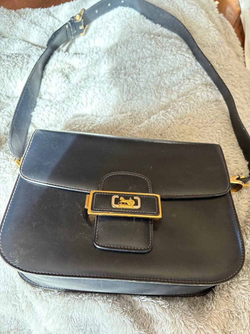 Celine Vintage shoulder bag Horse Carriage Leather Black Gold Hardware flap