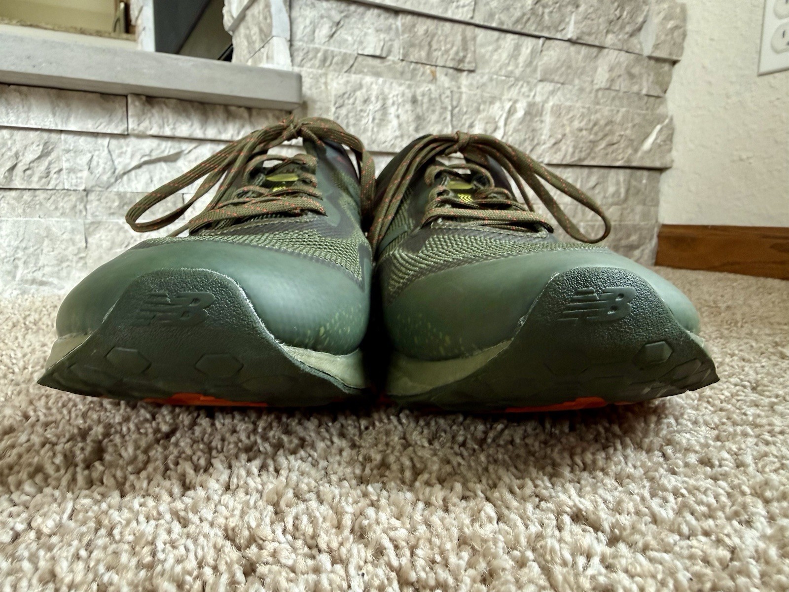 Men’s New Balance Hiking Trail Shoes Sneakers Green Size 15 4E Fresh Foam ARISHI