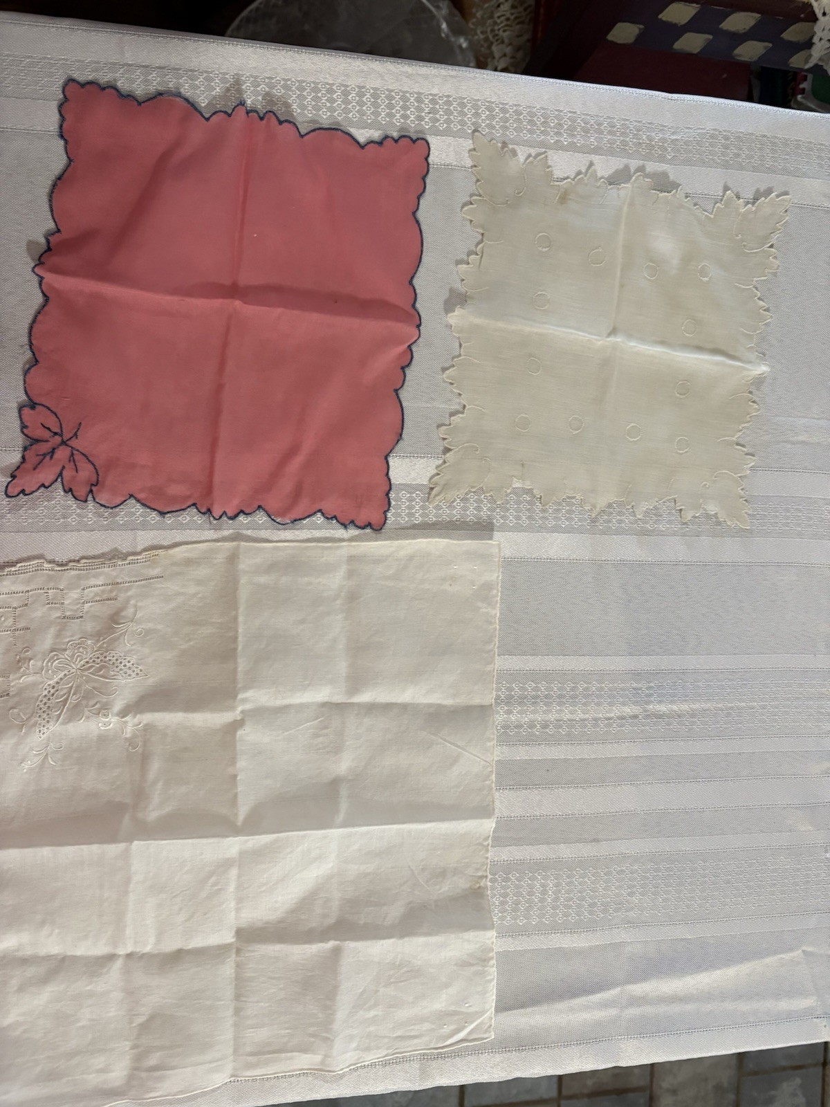 3 Vintage Sm. Unique Ladies Handkerchiefs Pink, White, Off-White 12 X 12 And 8×8
