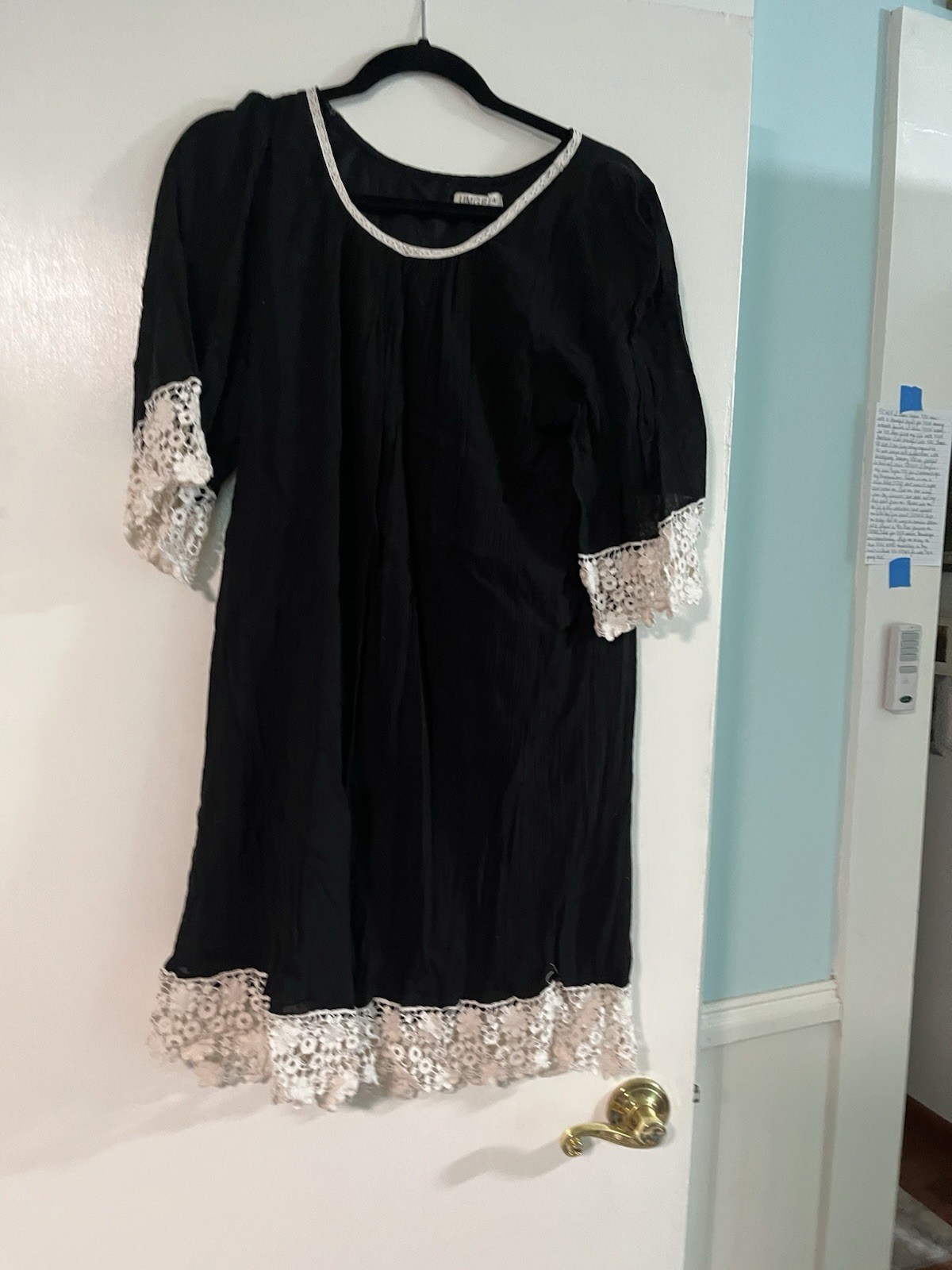 Women’s Black Shift Dress White Lace Trim Round Neck Short Sleeve Size S
