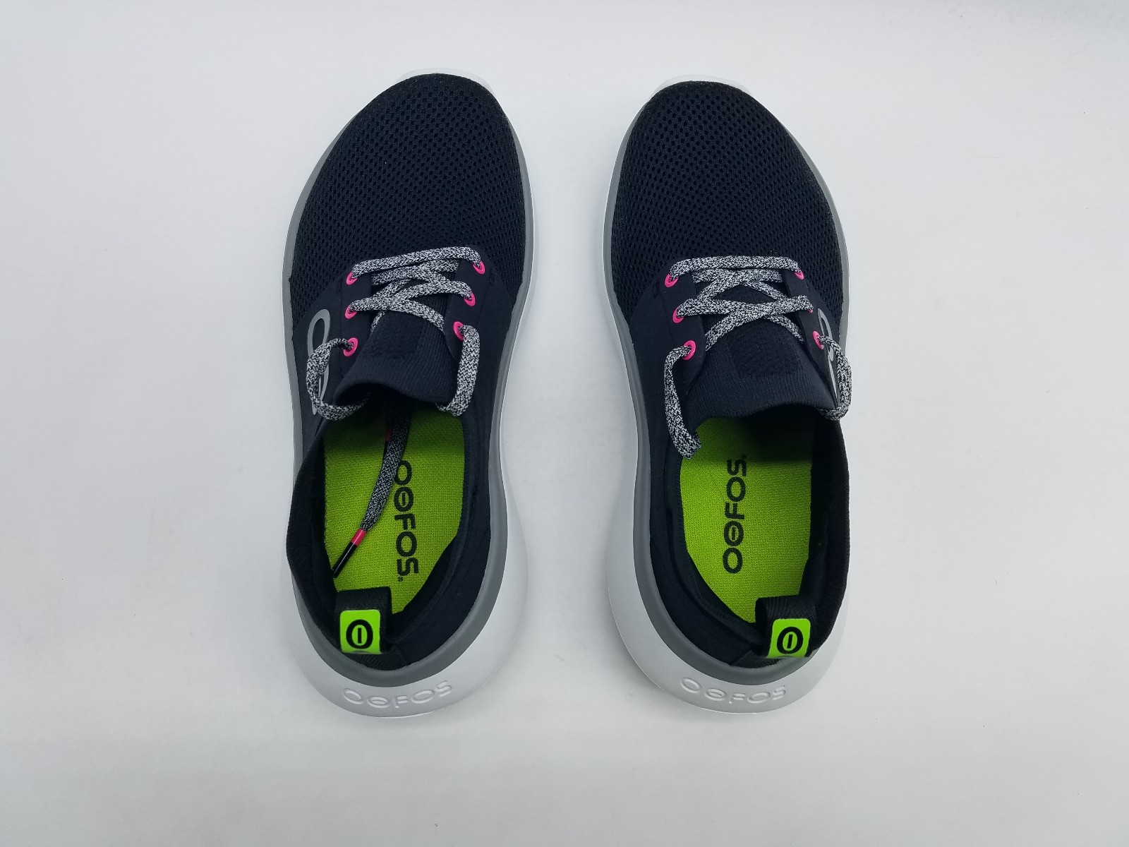 Oofos Oomy Stride Women’s Size 6 Recovery Sneakers Black