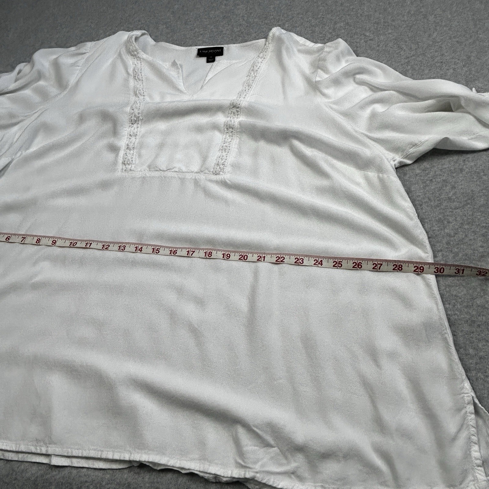 Lane Bryant Blouse Womens 28 White Tunic Split Neck Roll-Tab Sleeve Lace Detail
