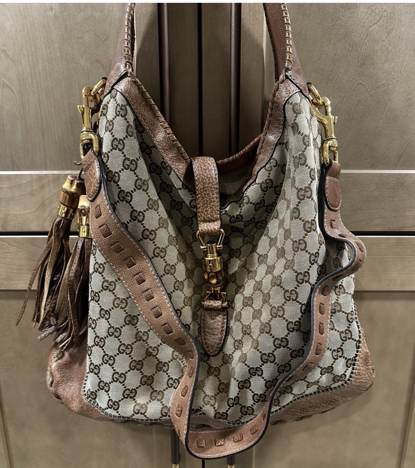 Authentic Gucci Monogram Jackie O Large Hobo Bag