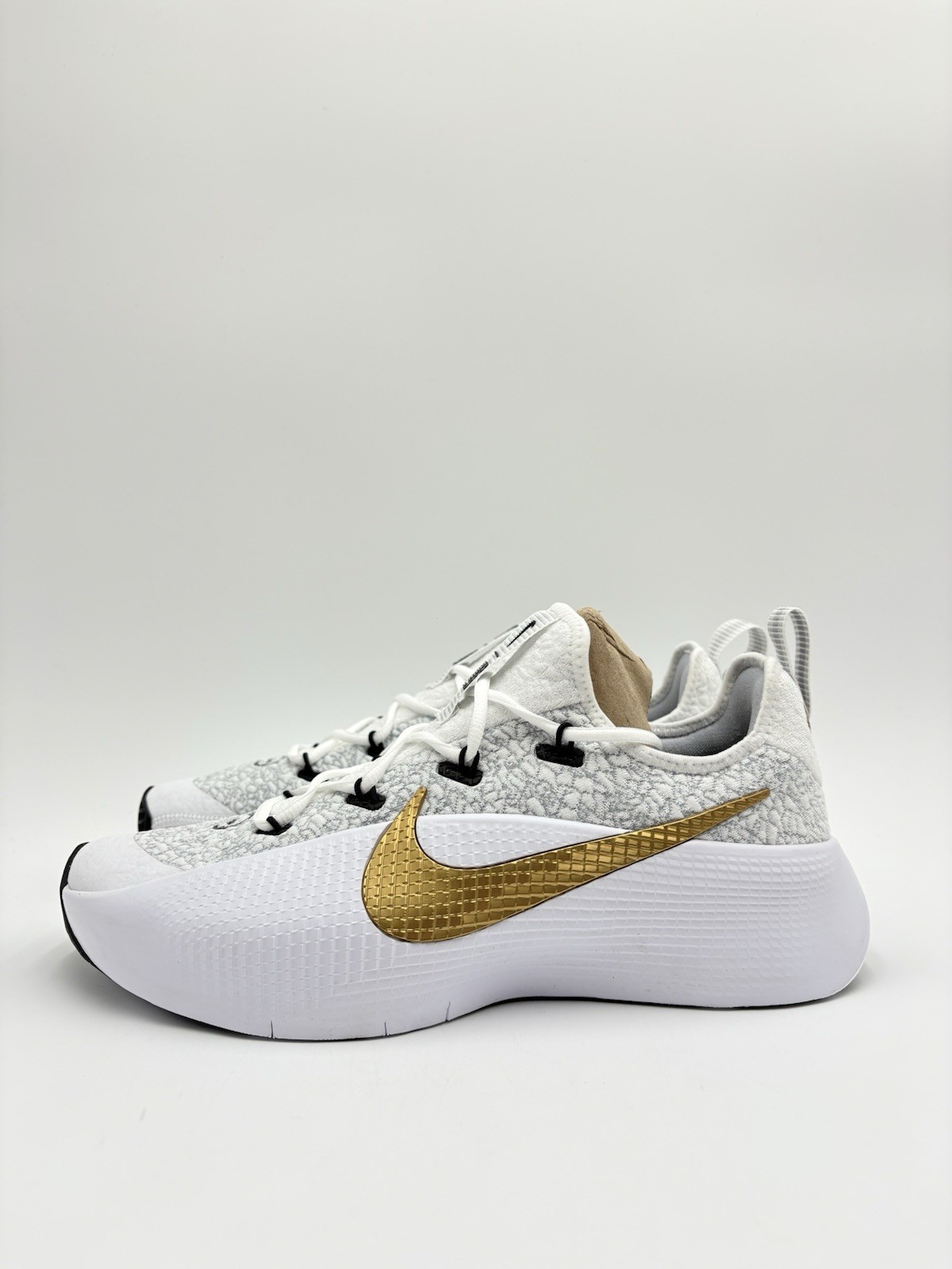 Nike Men’s Lebron TR 1 Basketbalk Size 12 White/Gold |FJ6151-006|