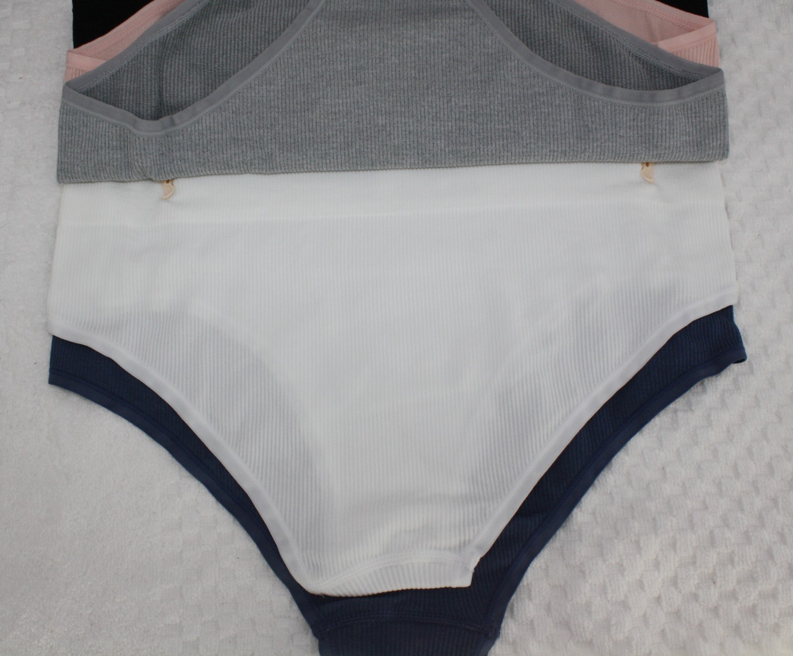 NWT set of 5 PEANUTS SNOOPY seamless ribbed panties BLUE WHITE BLACK GRAY embro