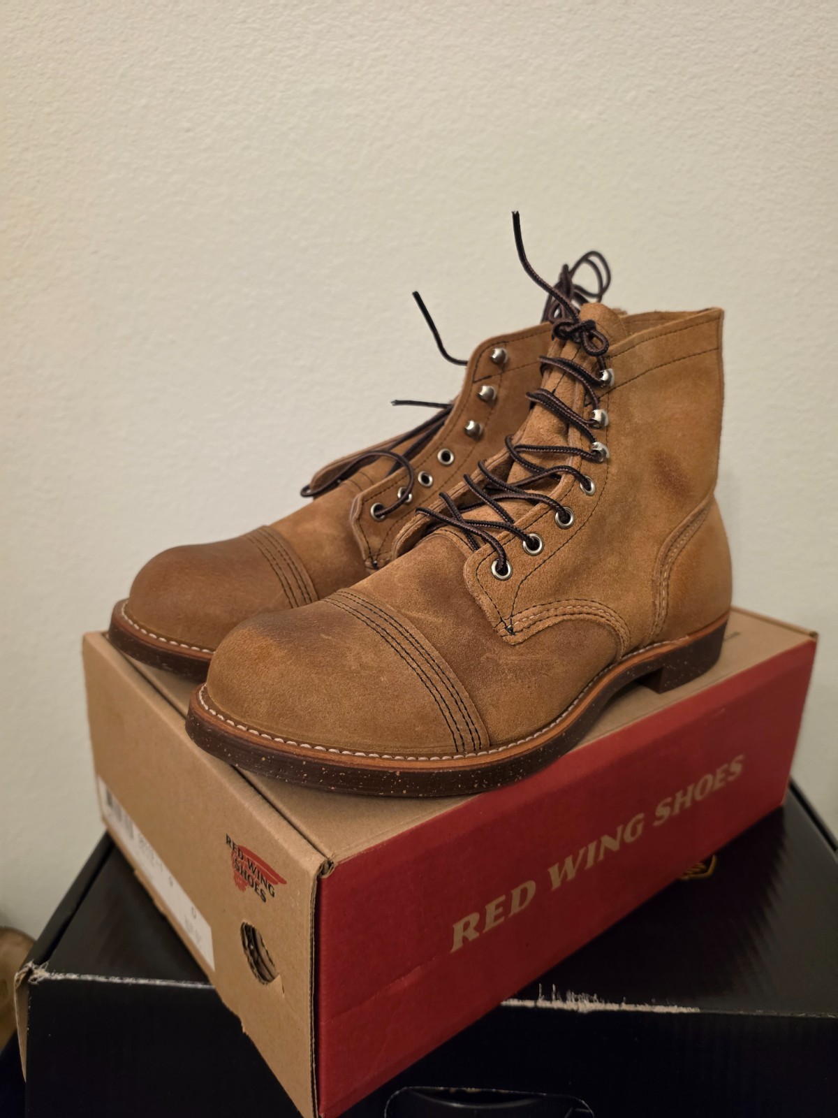 Red Wing Iron Ranger 8113 Hawthorne Muleskinner Roughout Boots Men’s 9 D