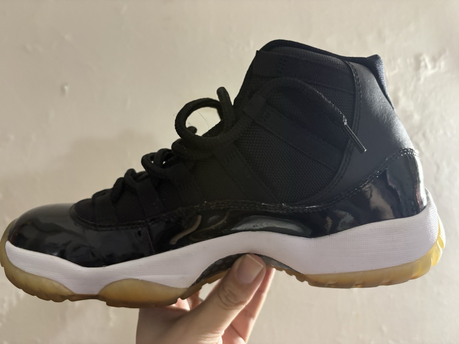 Air Jordan 11 Retro Space Jam (2009) | Code 378037-041 | Preowned Size 9