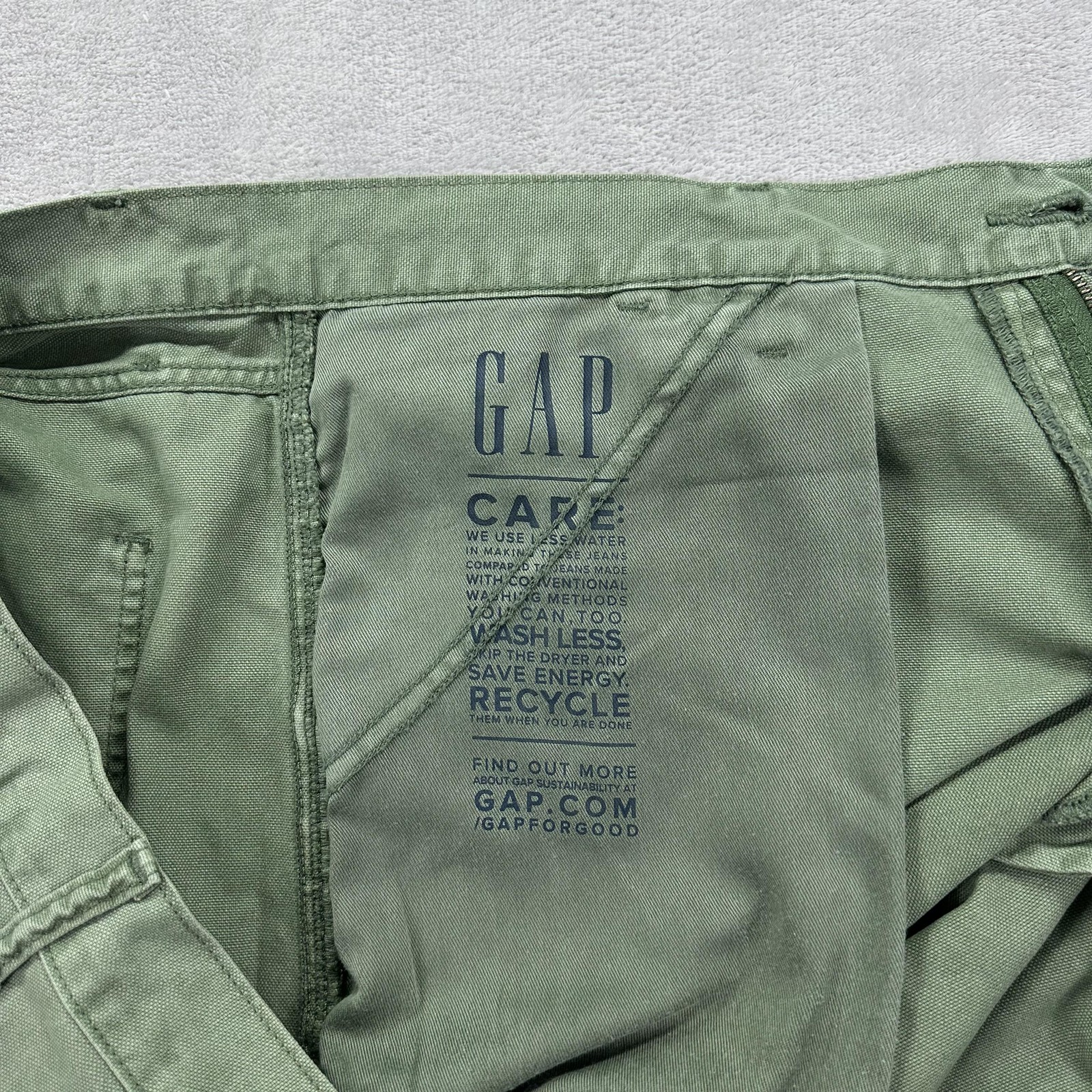 GAP Carpenter Shorts Mens 40 Twig Green Utility Canvas Hammer Loop Workwear