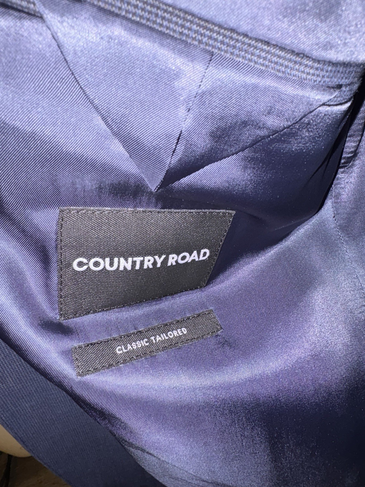 Country Road Men’s Gray Wool 2-Piece Suit