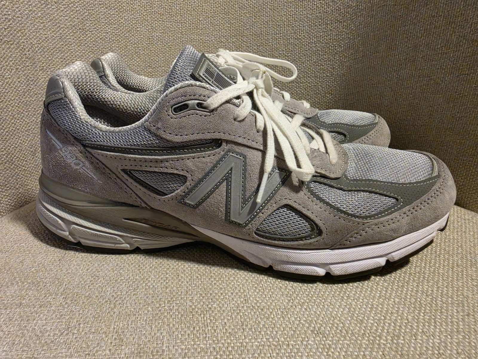 New Balance 990 v4 Mens Size 11 Gray Athletic Running Walking Shoes Sneakers