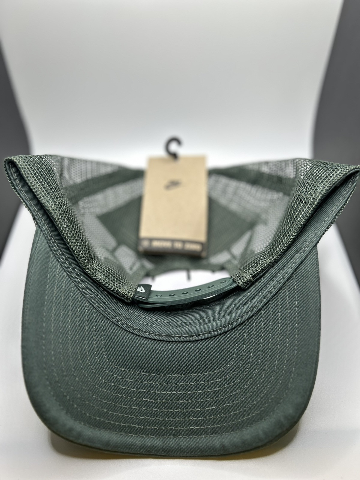 Nike Rise Structured Trucker Cap Hat Mens Size L/XL Vintage Green FB5378-338 NWT