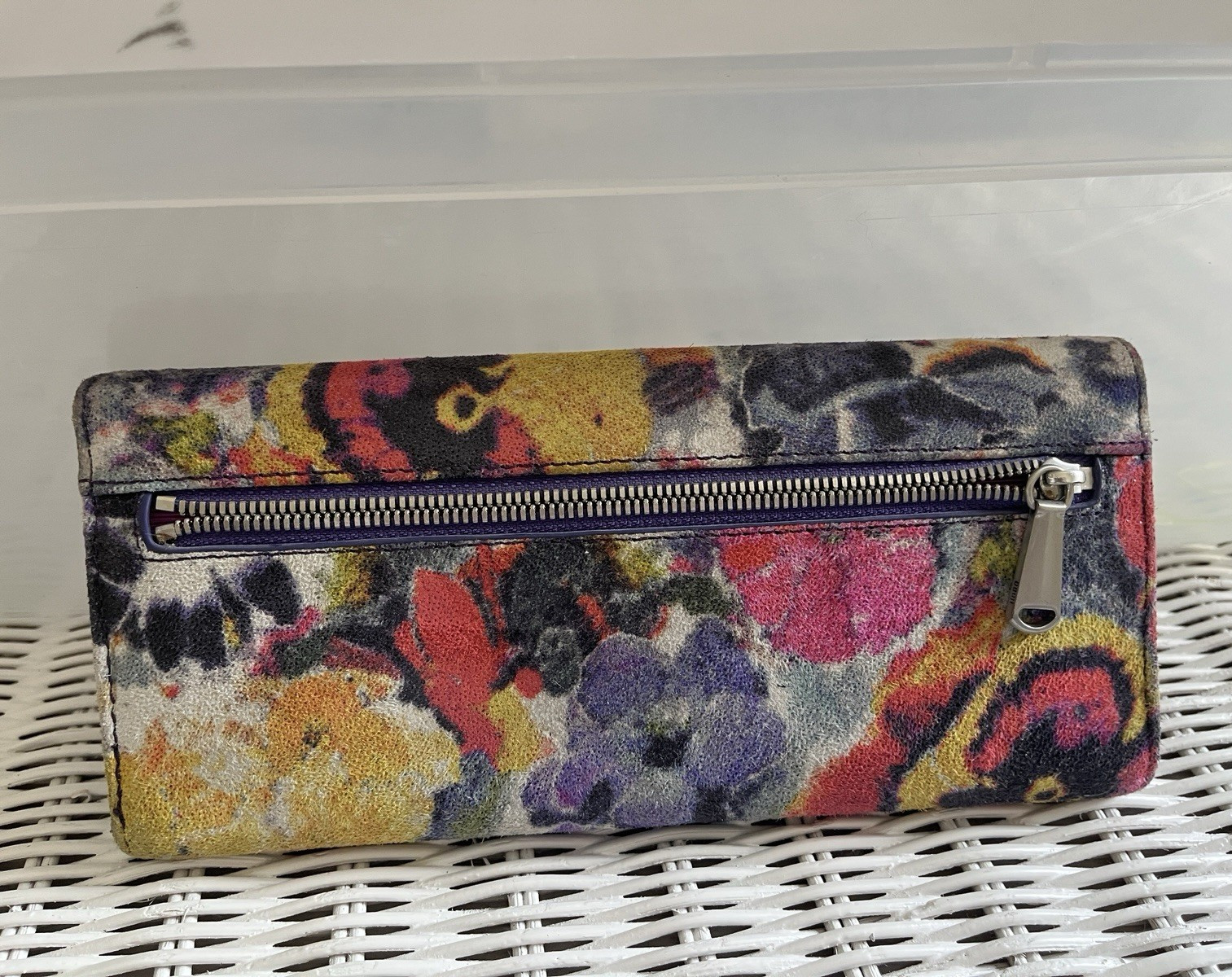 Women’s Multicolor Floral Wallet w/ Zip Pocket, Credit Card Slots & ID Window