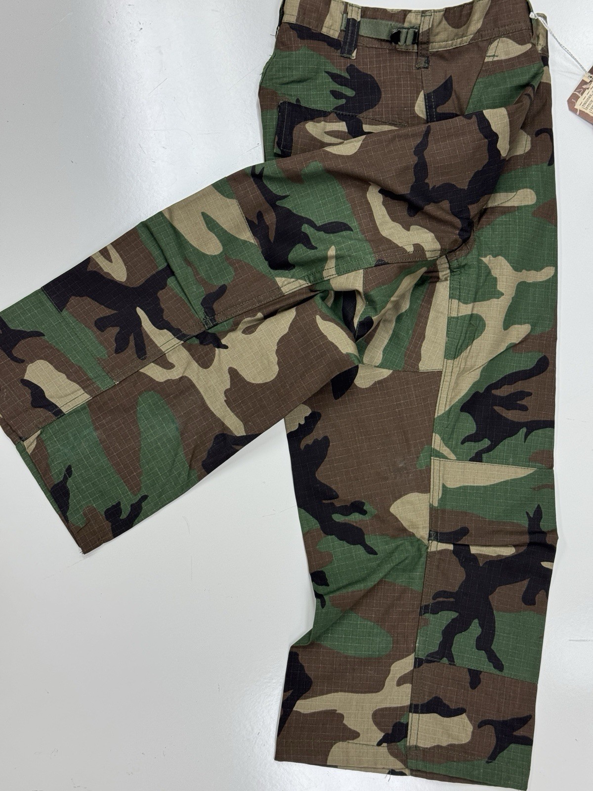 Rothco Woodland Camo 6-Pocket BDU 3/4 Capris Pants, Men’s Sz XS