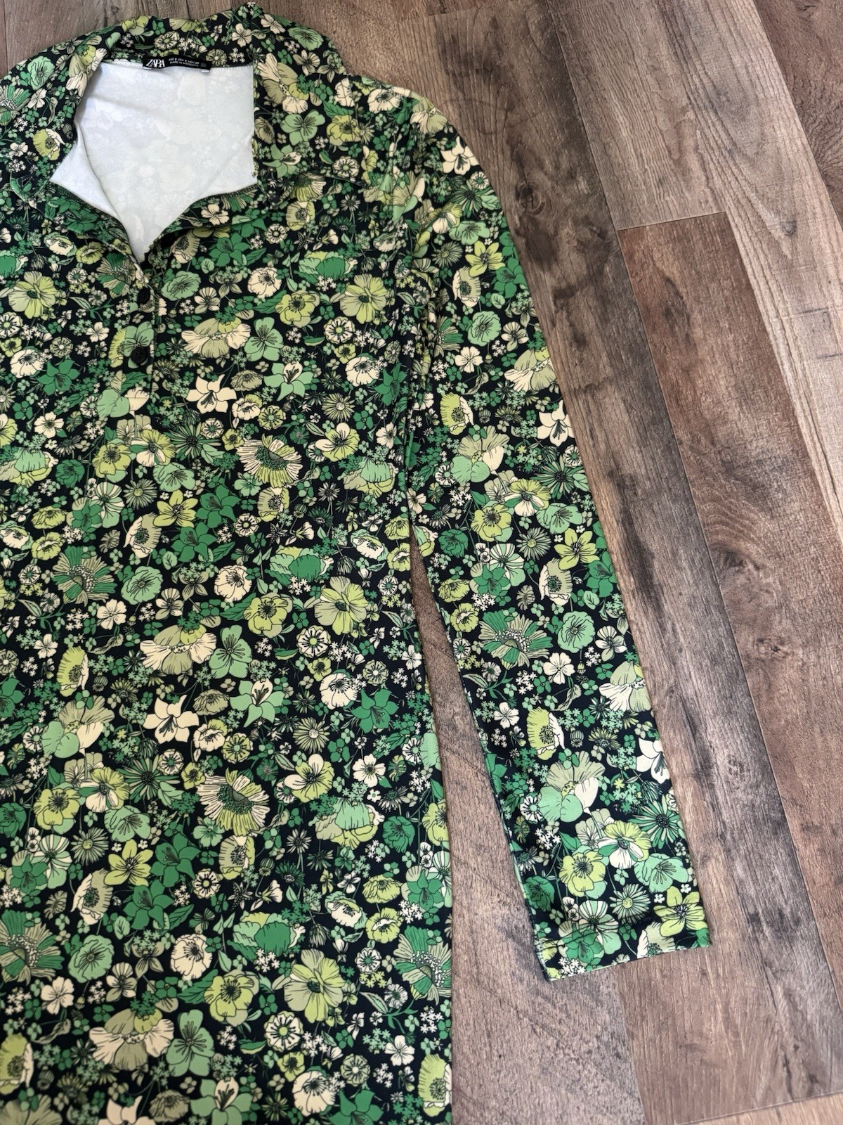 Zara Womens Small Green Floral Mini Dress Long Sleeve Collared Button Front