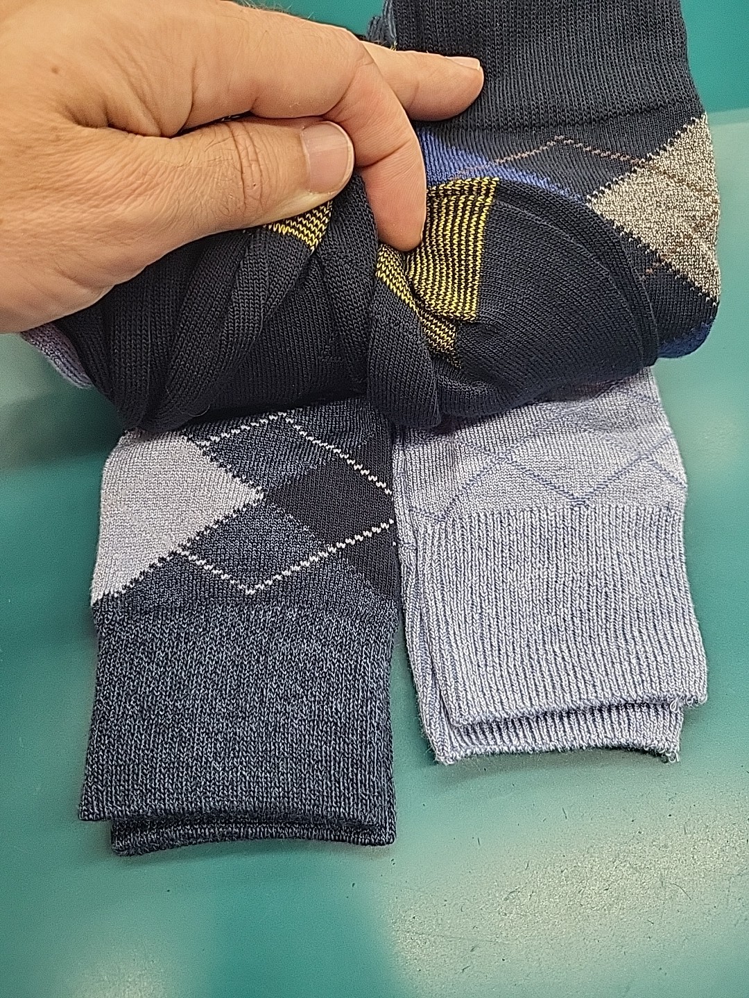Gold Toe Dress Socks Extended Size 12-16 Argyle Mens Socks, 6-Pack NAVY Assorted