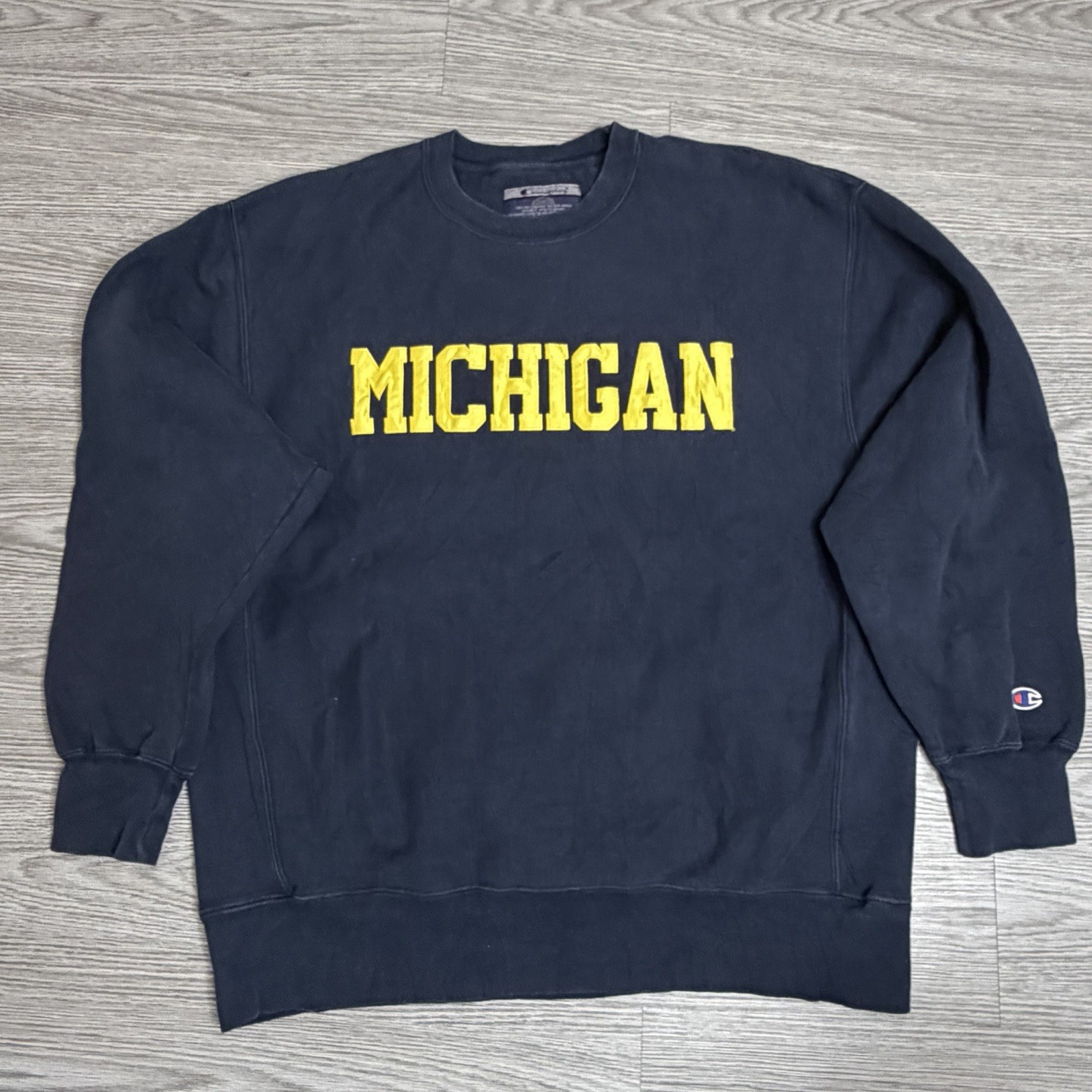 Vintage Champion Reverse Weave Michigan Wolverines Sweatshirt Size Large