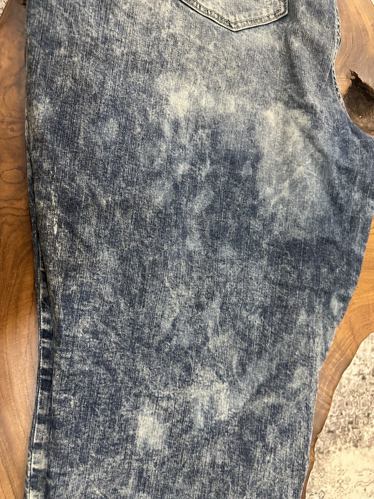 Torrid Women’s Plus Size 26 Blue Acid Wash Boyfriend Jeans 31” Inseam