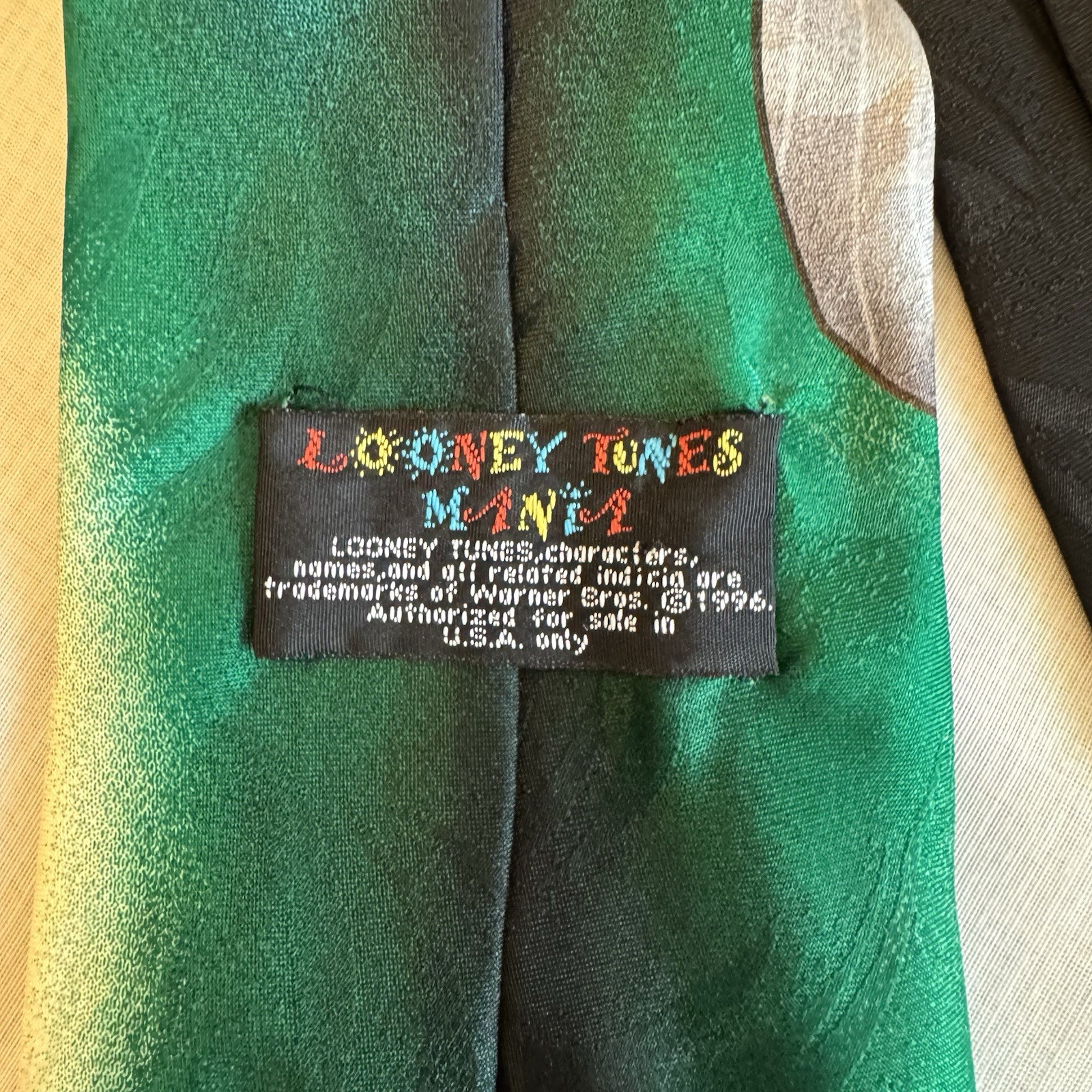 Looney Tunes Tazmanian Devil Autographed Baseball Mens Cartoon Neck Tie