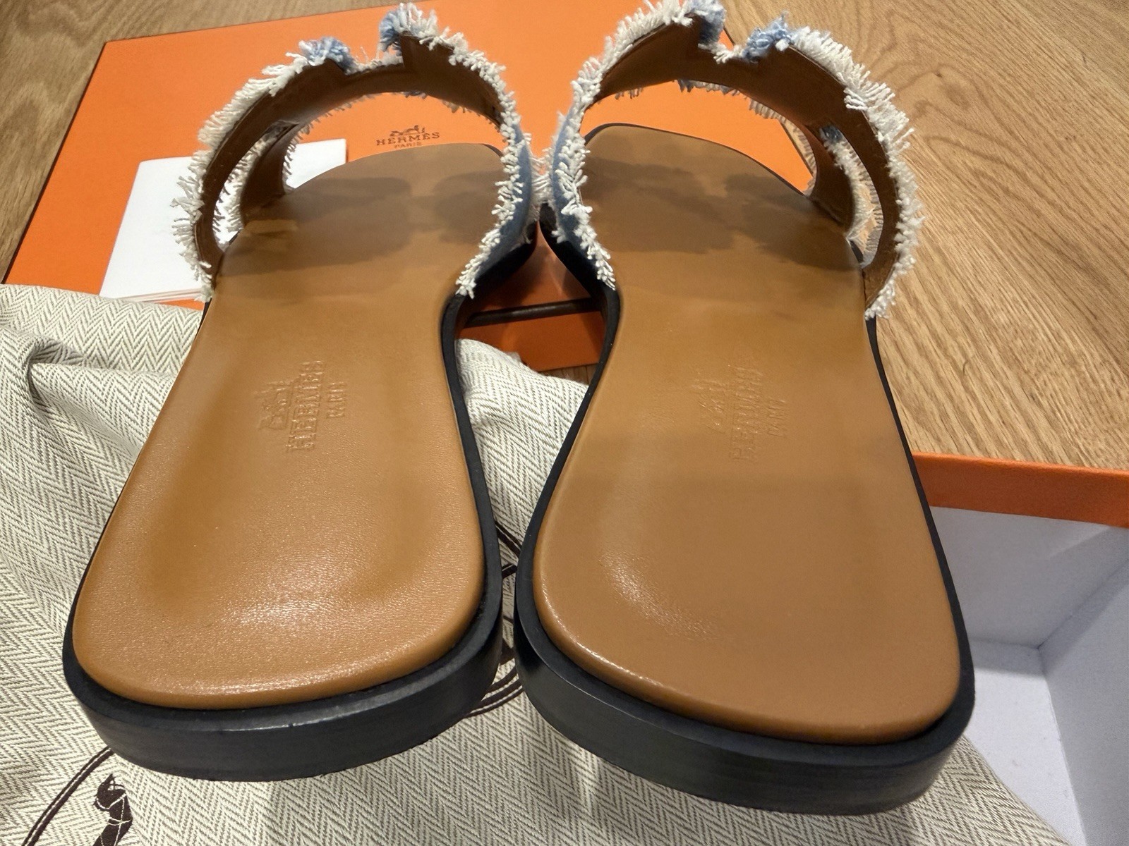 100% Authentic Hermes Oran Sandals women 38.5 BNIB
