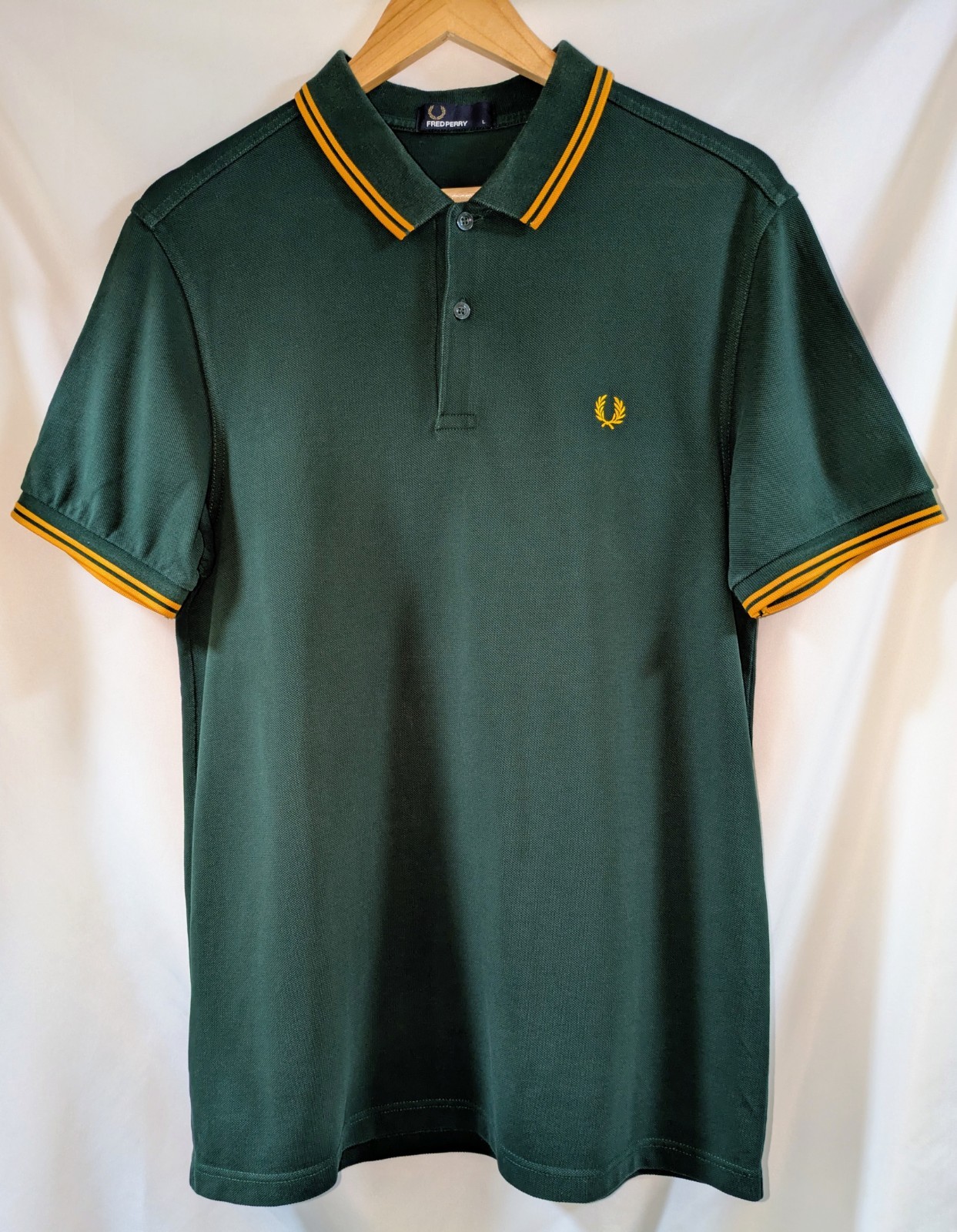 Fred Perry M3600 Green Gold Twin Tipped Polo Shirt Slim Fit Large