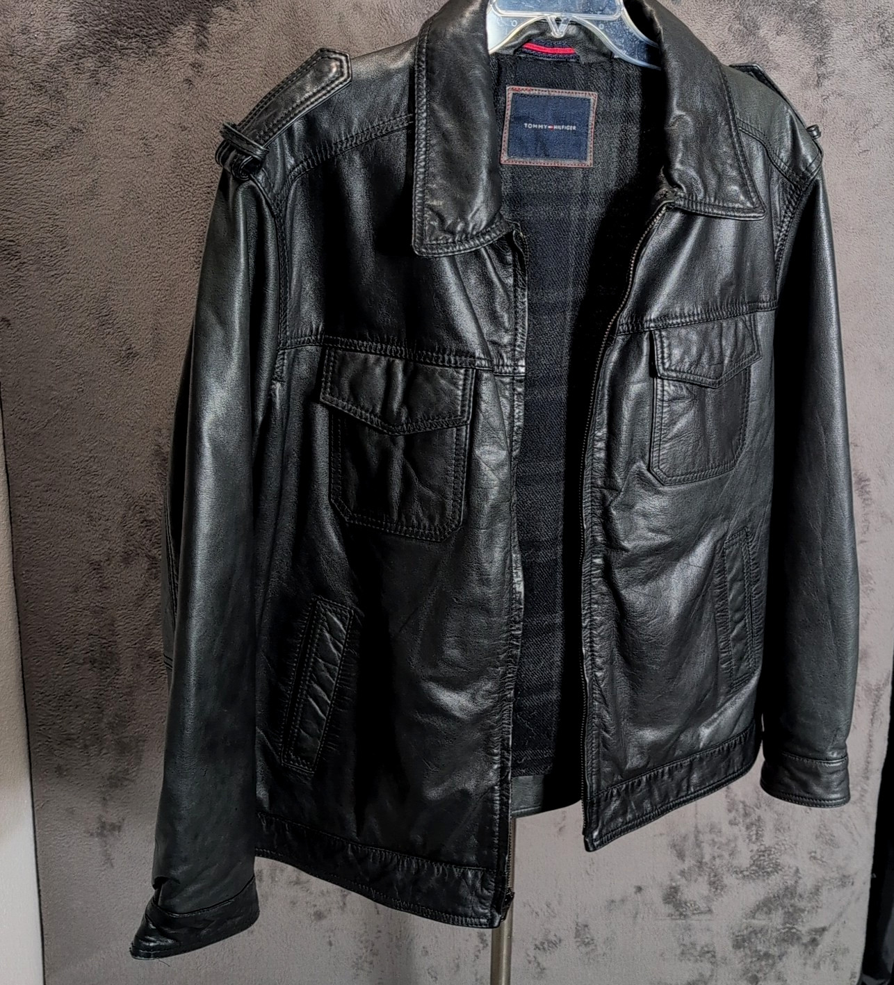 Tommy Hilfiger Leather Jacket Mens 2XL 52 Black Bomber Motorcycle Plaid Back Men