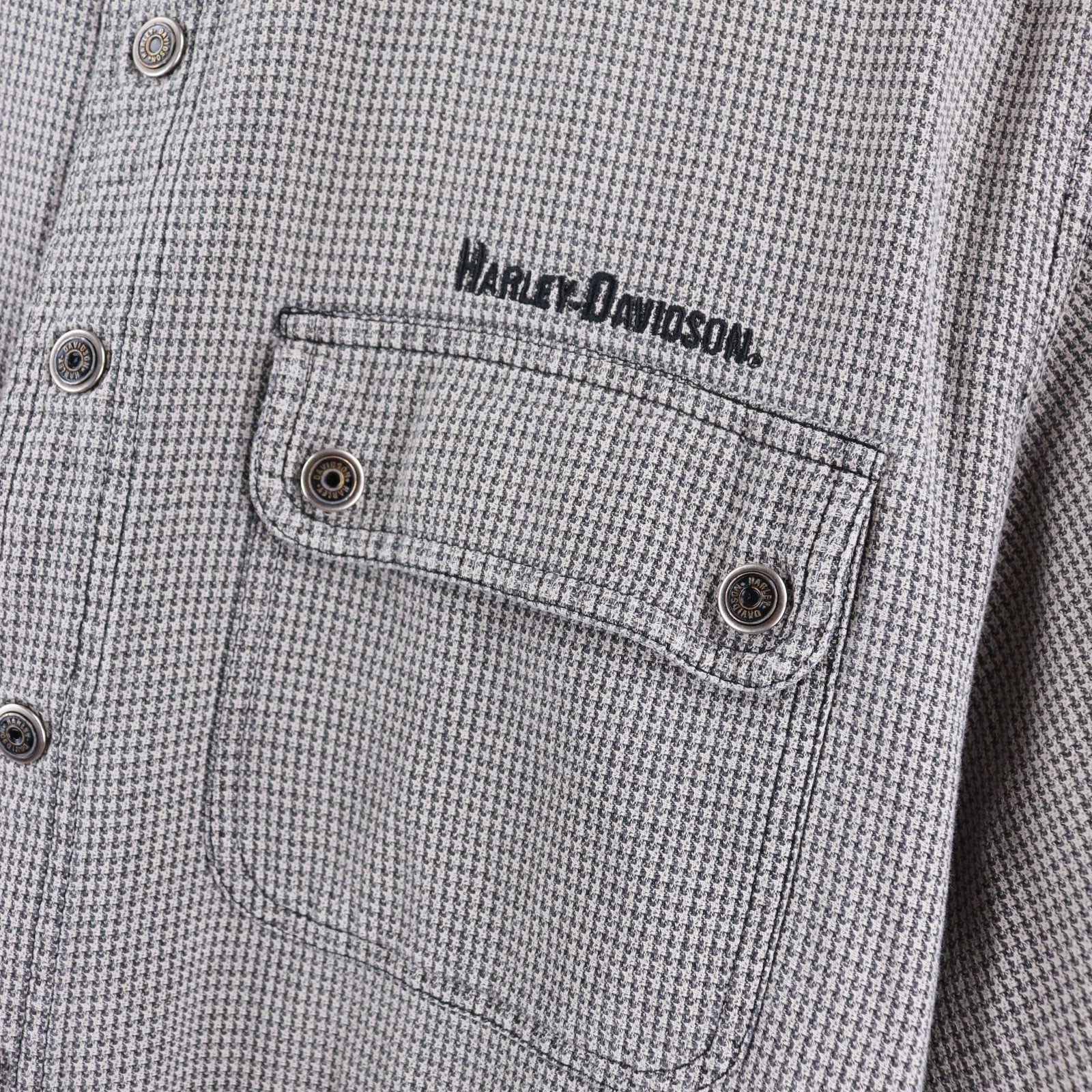 Harley Davideson Vintage Plaid Shirt Size L Logo Embroidered Chest Grey