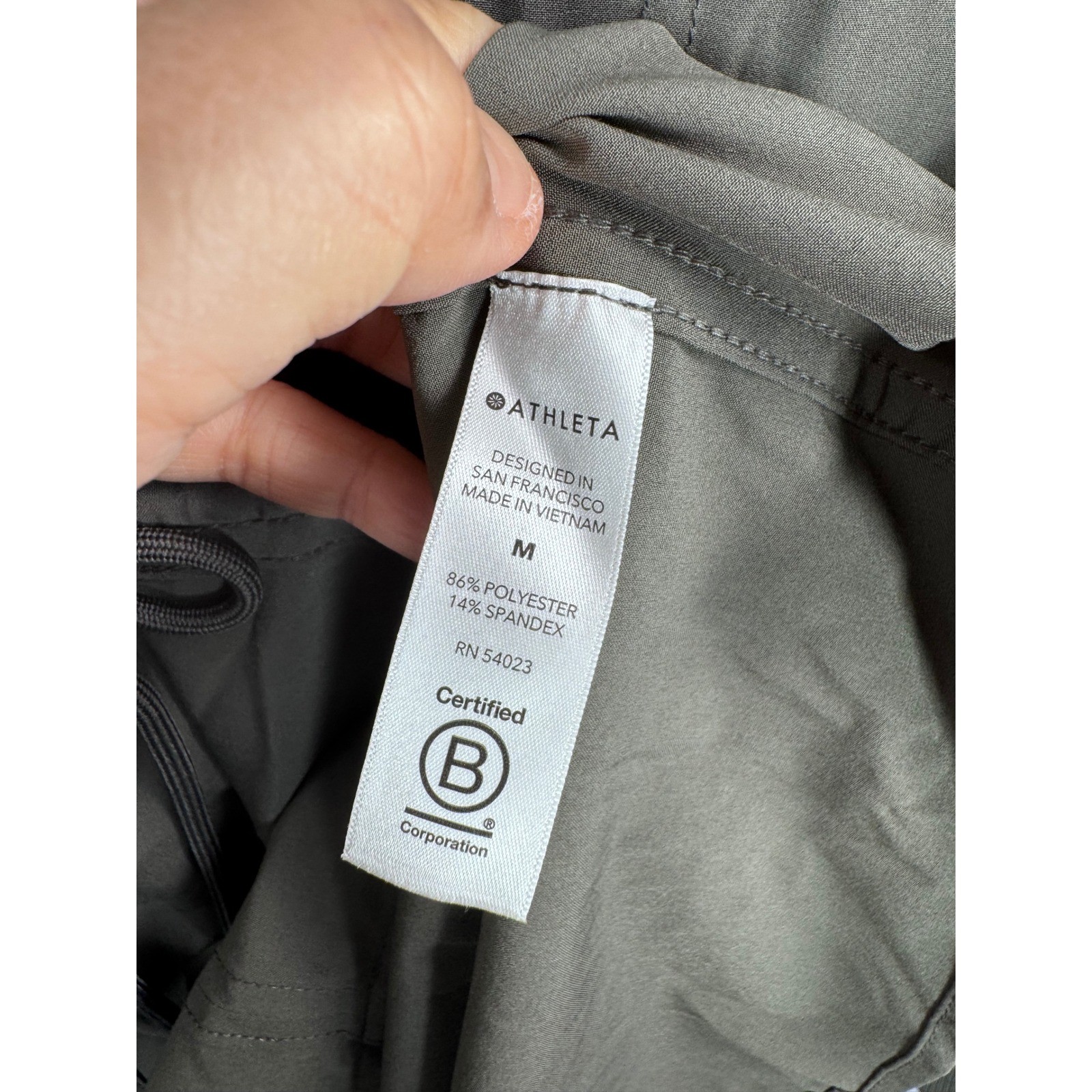 Athleta Zuma Mountain shirt Dress sz M athleisure hiking utility
