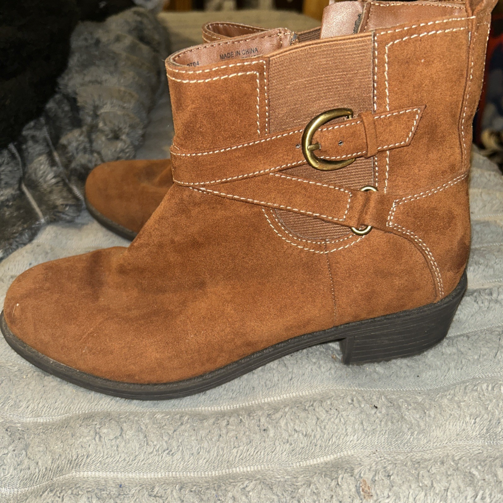 St. John’s Bay Dalian Memory Foam Boot Women’s Size 8.5 cognac New without Box