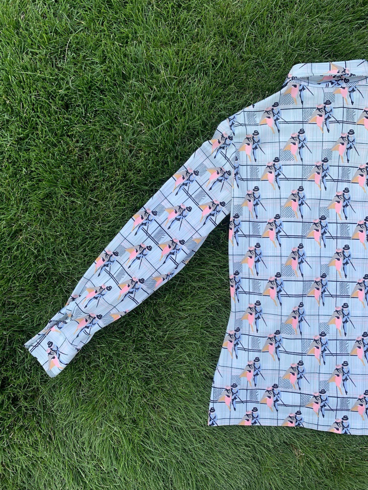 An Original Imprint Graphic Button-Front Shirt 100% Polyester 16 1/2 Blue