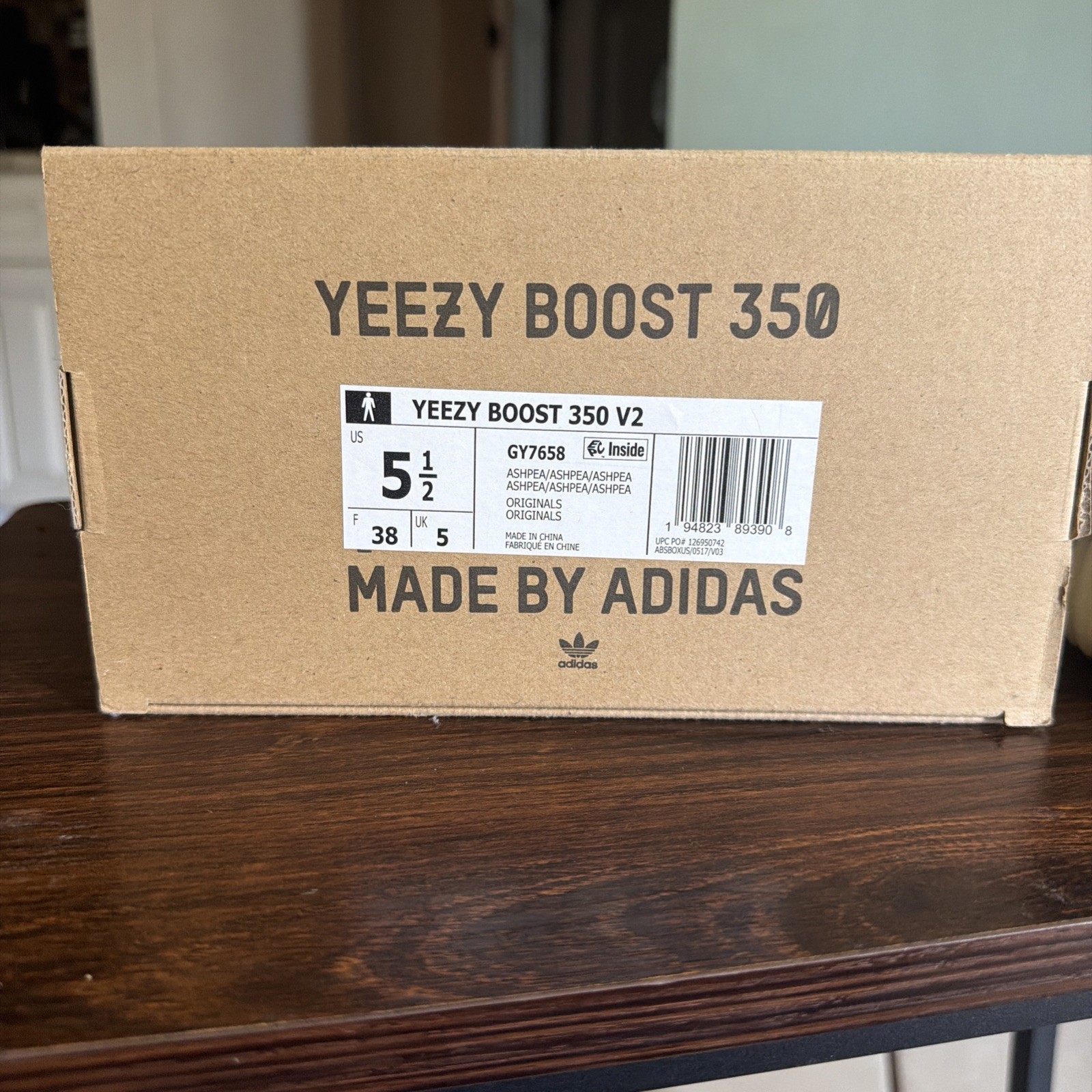Adidas Yeezy Boost 350 V2 Ash Pearl Size 5.5 SLIGHTLY USED $50 OBO