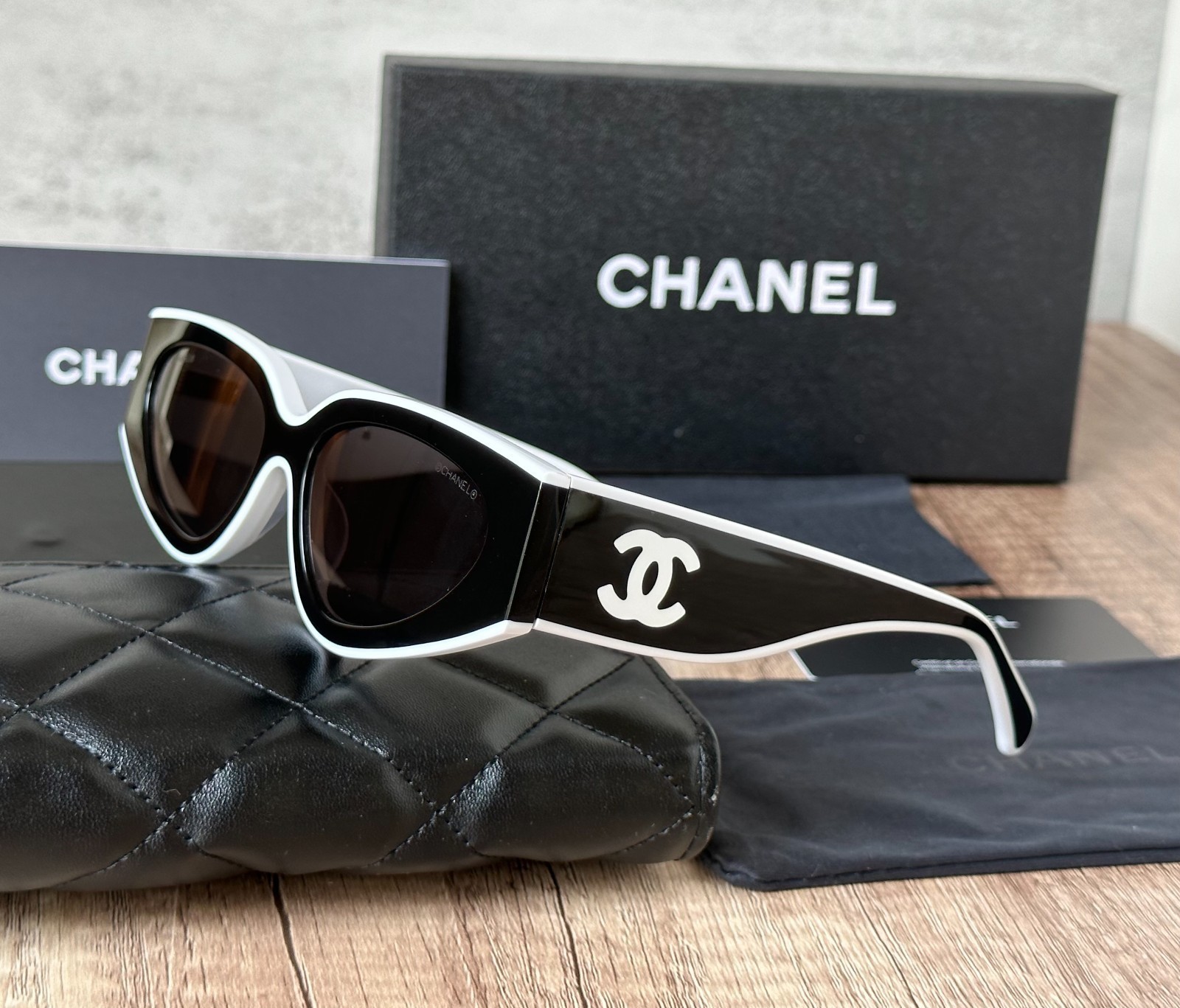 CHANEL SUNGLASSES BLACK WHITE FRAME CLASSIC 6056 CAT EYE WOMEN