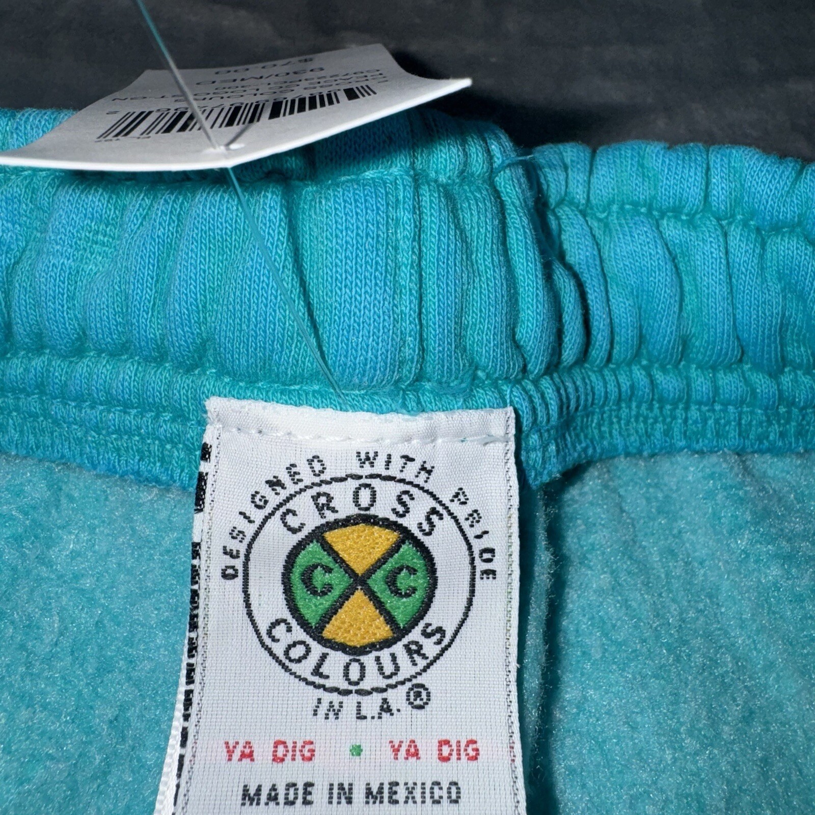 Cross Colours Peace Circle Logo Fleece Shorts Turquoise C97223PCL-300 Men’s NWT
