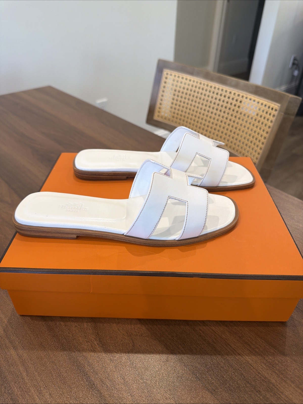 hermes oran white 37