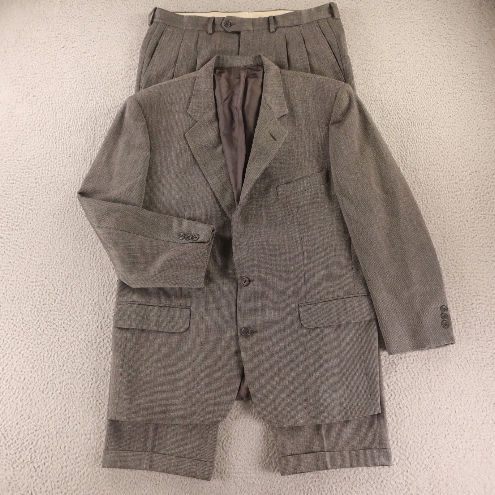 Corneliani Suit L 44R Gray Birdseye Check 100% Wool Made in Italy Pleated 36×30