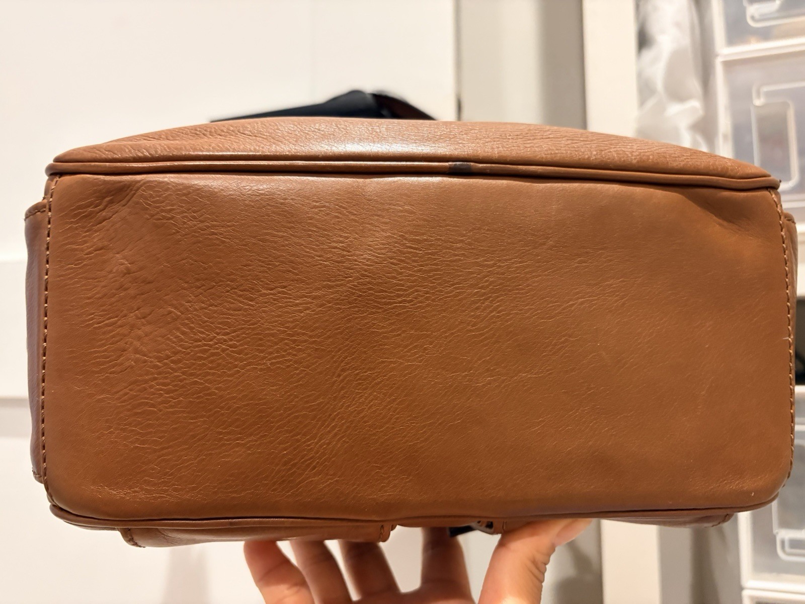 Vintage Marc Jacobs Blake Brown Shoulder Bag Zip Closure Gold Hardware