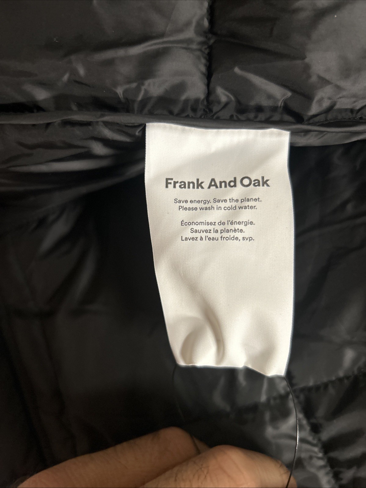 $129 Frank and Oak Men’s Aero 3.0 Size XXL Packable Liner Vest – Black