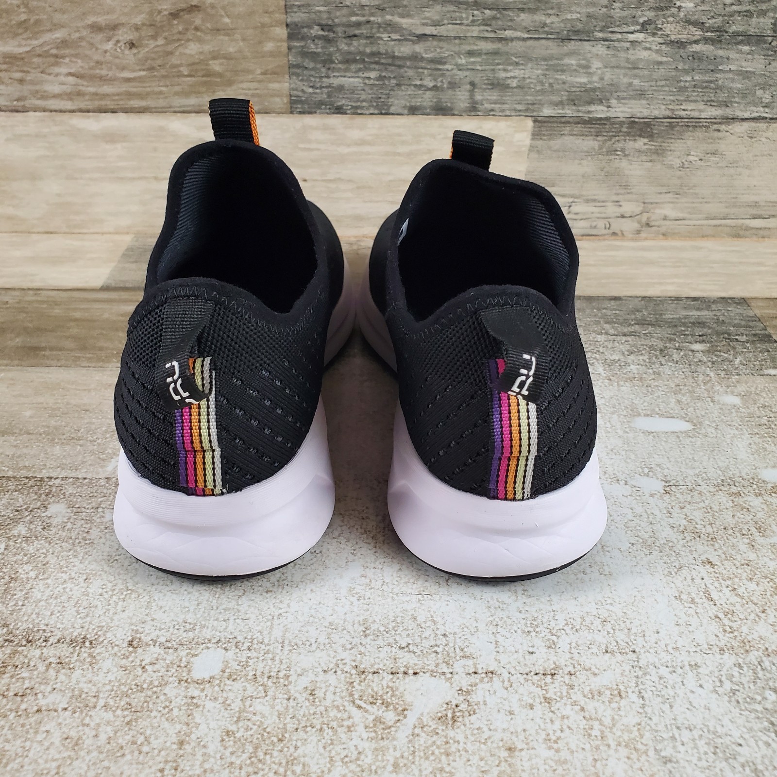 KURU Atom Womens Shoes Sz 8.5 M Running Jet Black Bright White Slip On Sneakers