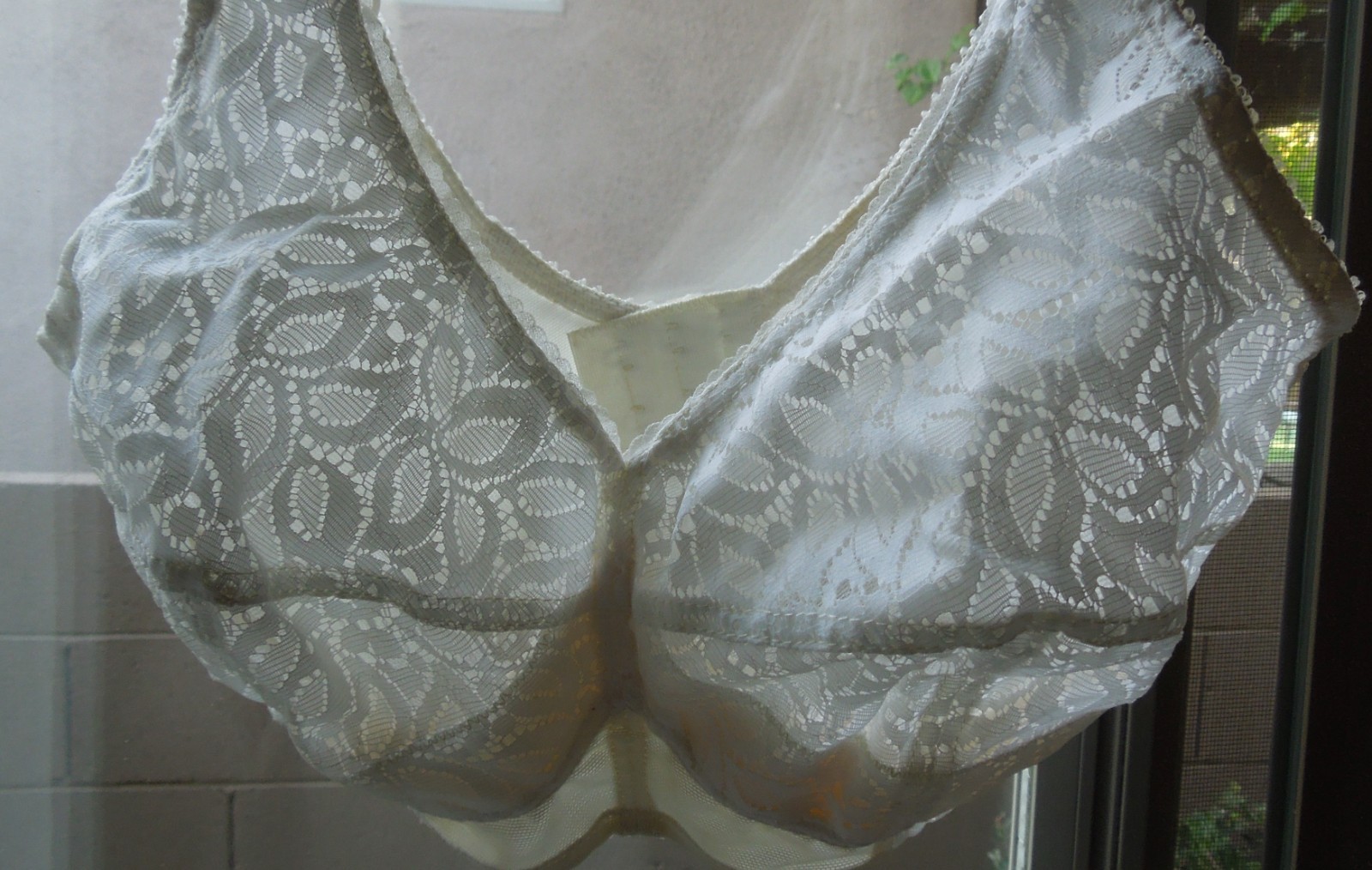 Vtg 1960s VPC Sexy Lacy Bra Size 32D ~ NWT ~ Never Worn ~ OLD STOCK RARE