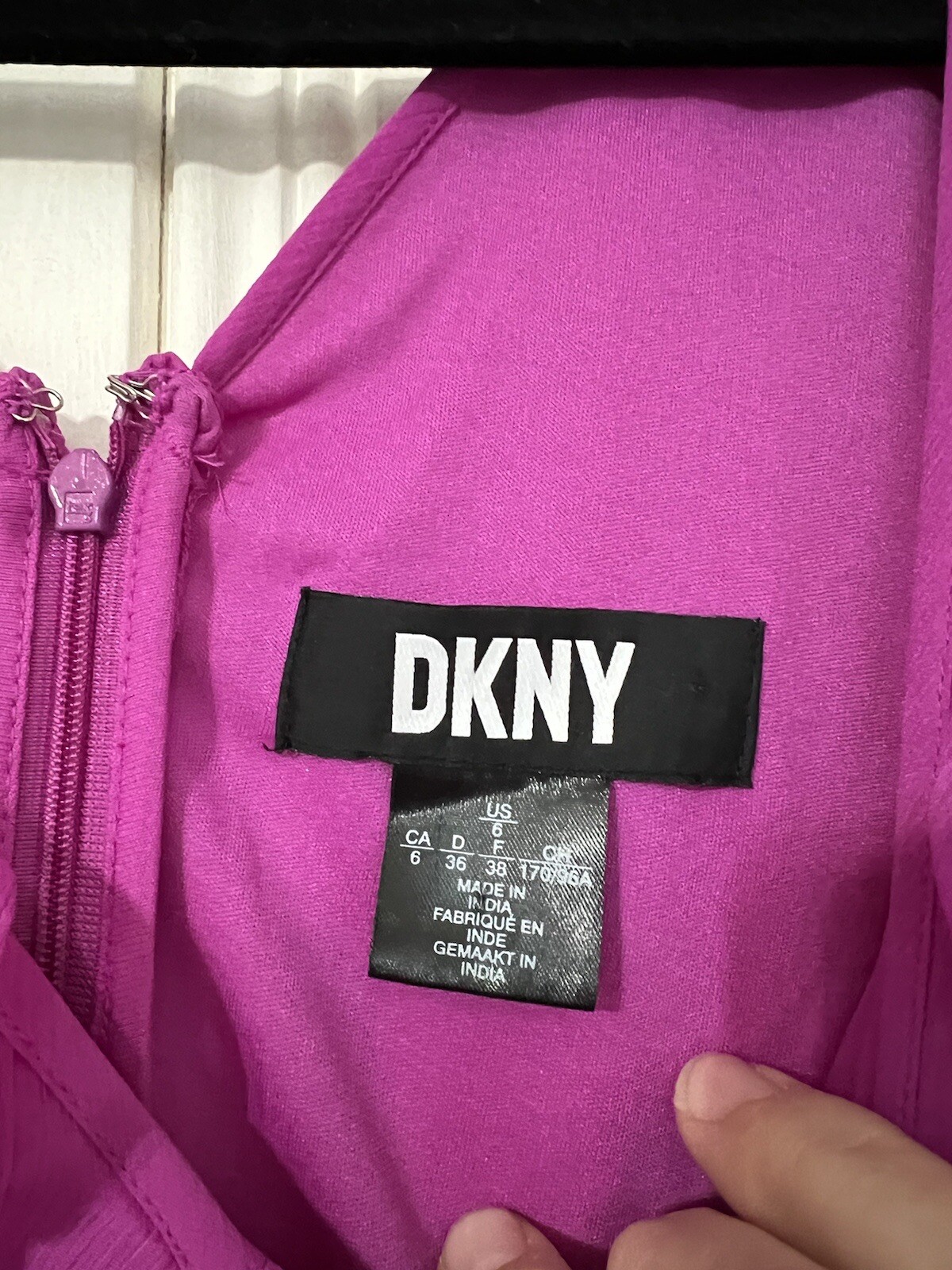 DKNY Chiffon Wedding Guest party dress Ruffled Fushia Size 6 pink New