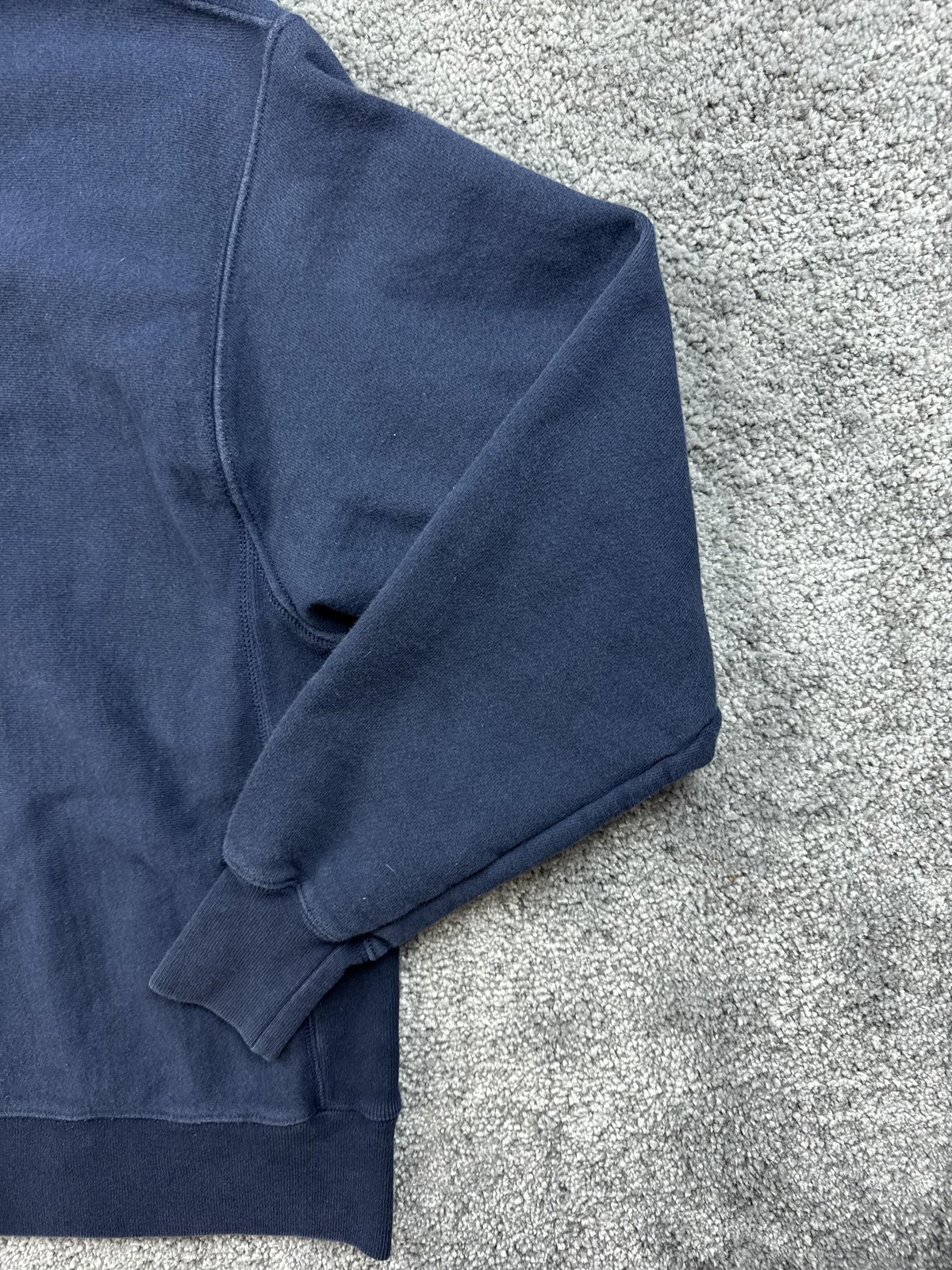 Champion Reverse Weave Sweatshirt Mens Medium Blue Fleece Crewneck Logo