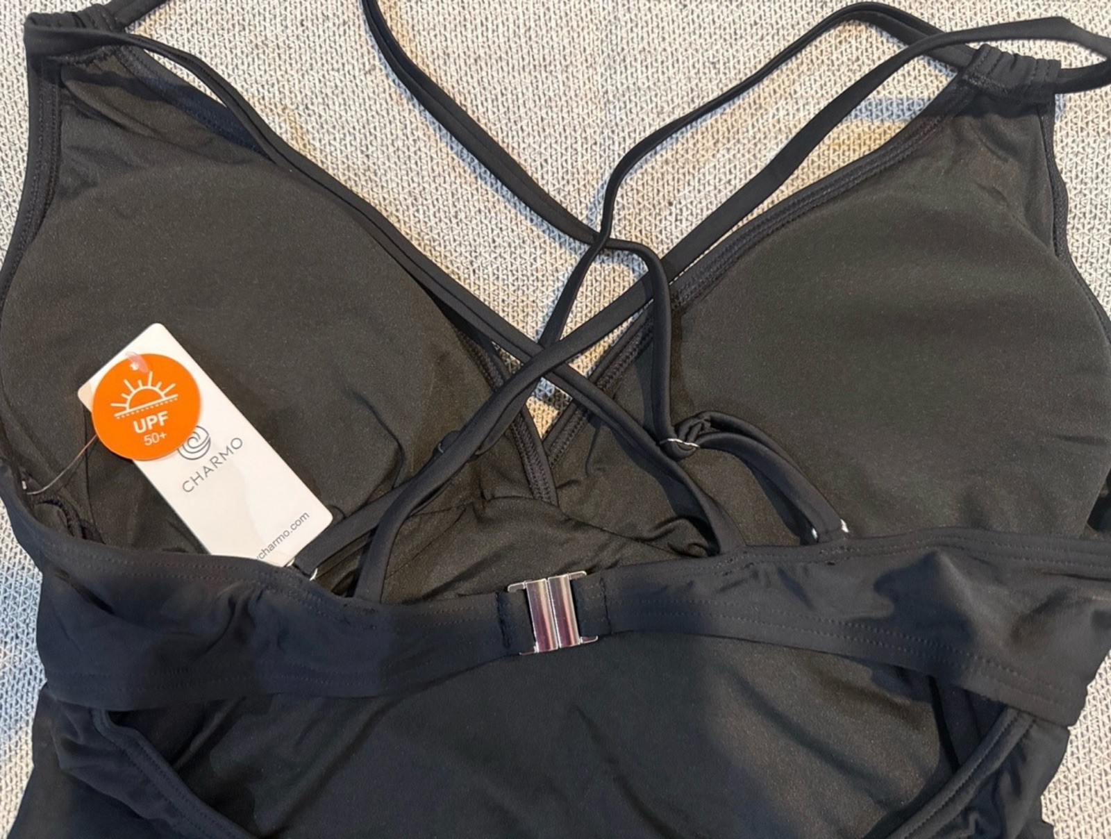 CHARMO Women’s Black Solid Lined One-Piece Built-In Bra UPF 50+ Size 2XL
