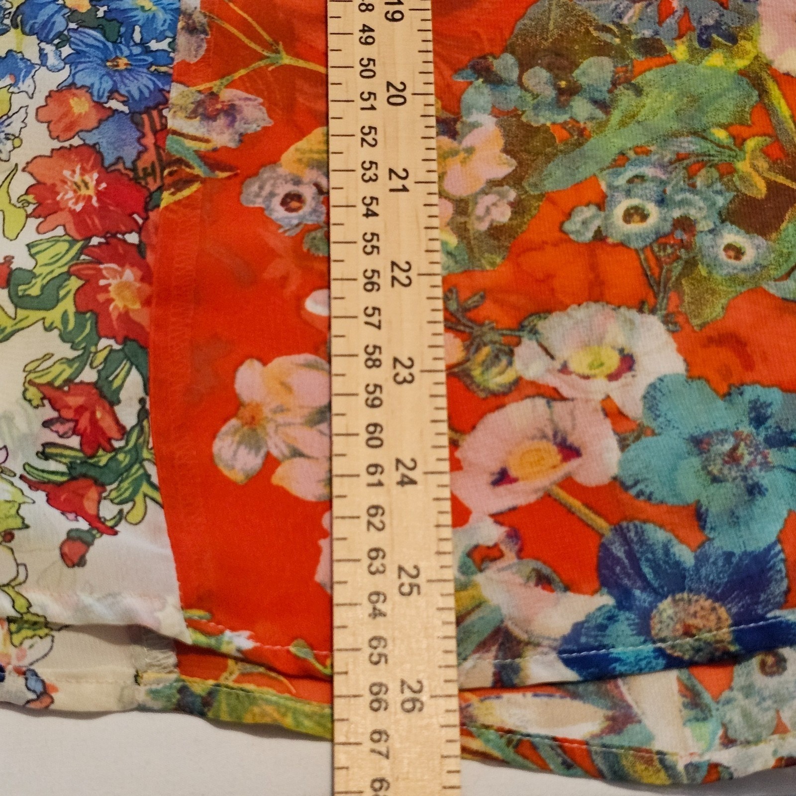 Fig & Flower V-Neck Floral Blouse Top Women Sz L 3/4 Sleeve Pleated